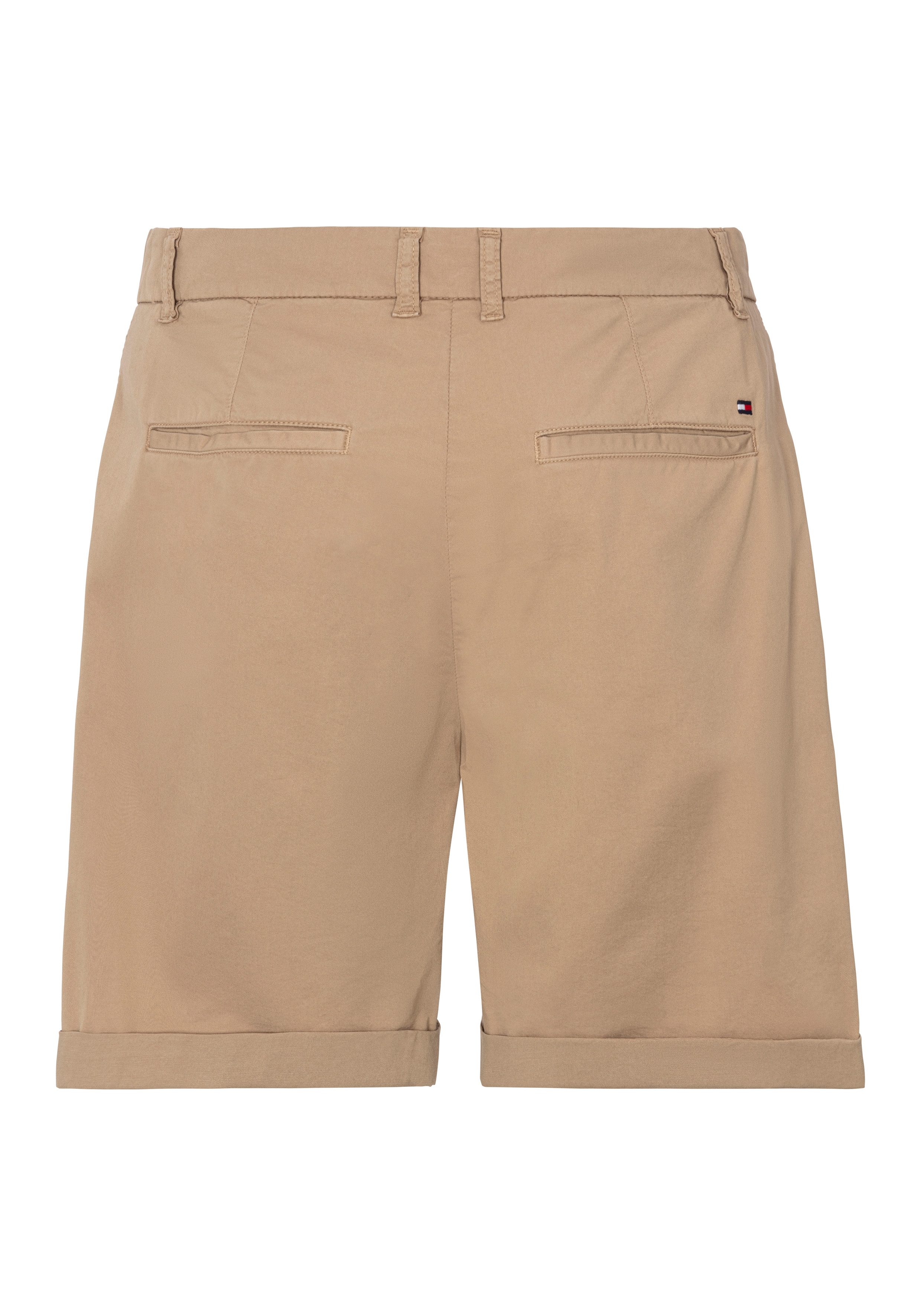 Tommy Hilfiger Curve Short CRV CO BLEND GMD CHINO SHORT in grote maten, chino kwaliteit, logoborduursel