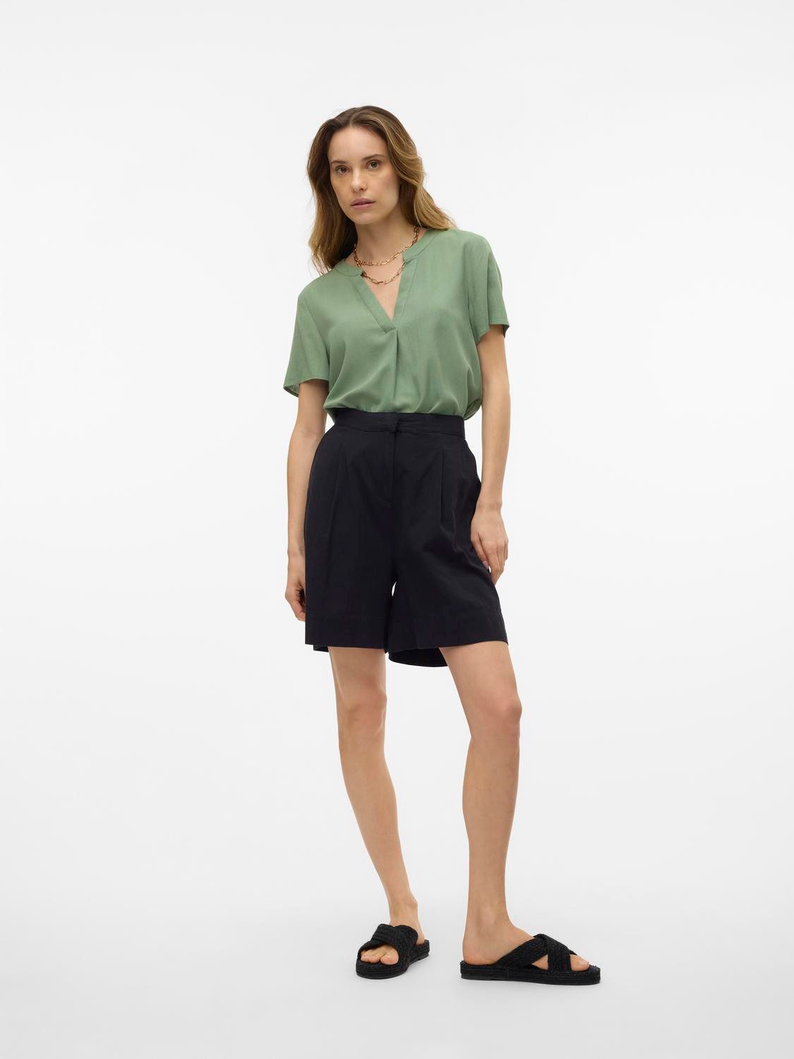 Vero Moda Shirt VMMYMILO SS V-NECK TOP WVN GA