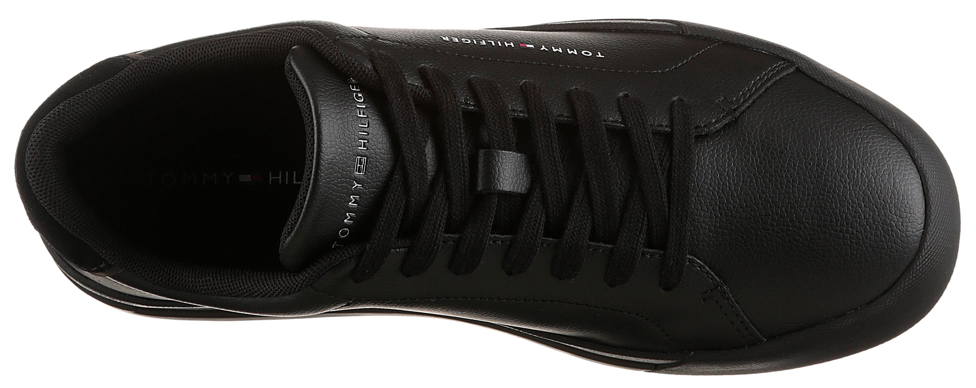 Tommy Hilfiger Sneakers TH COURT LTH DETAIL ESS , vrijetijdsschoen, lage schoen, veterschoen met zijlijk logo-opdruk