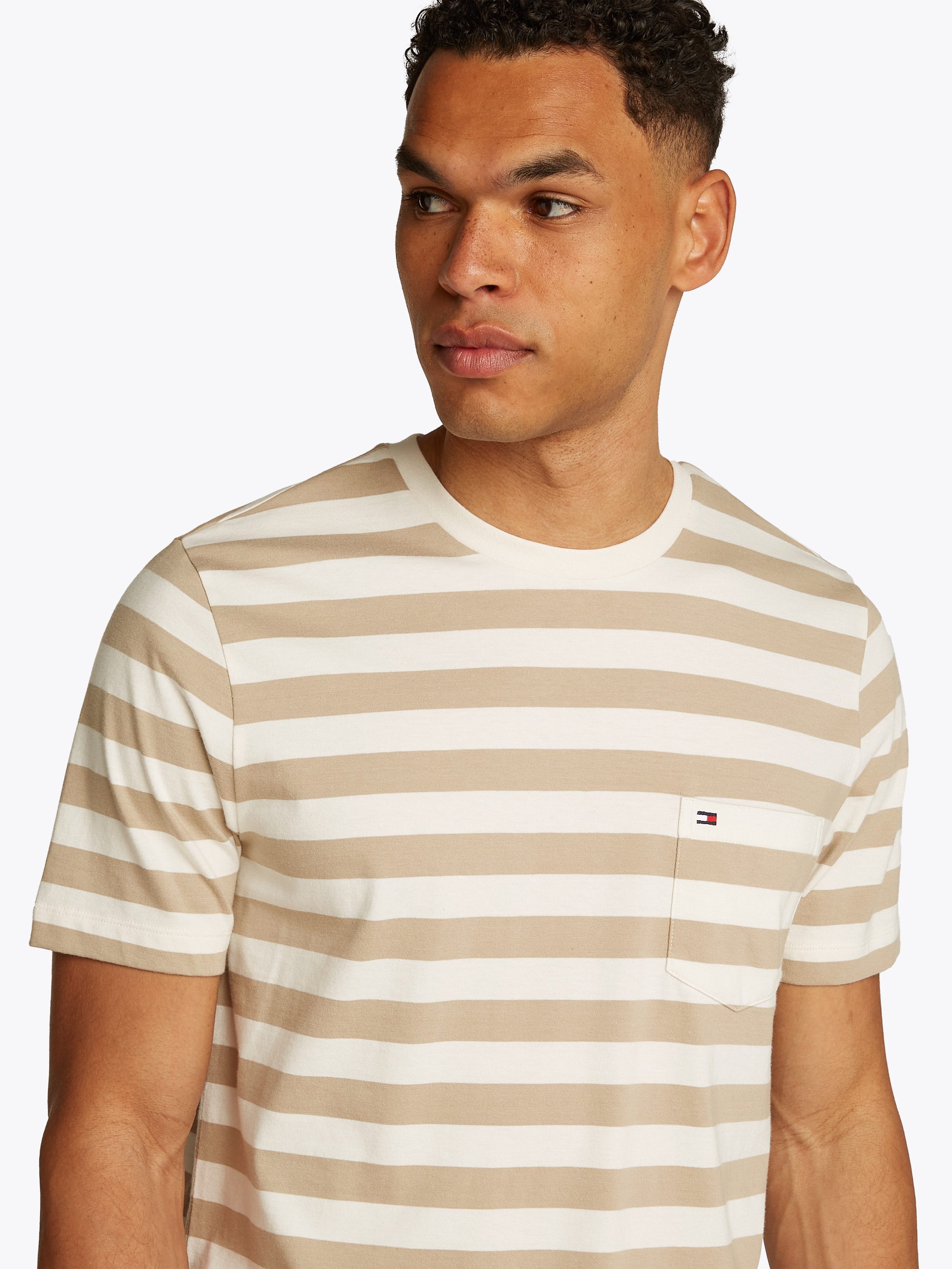 Tommy Hilfiger T-shirt ESSENTIAL SOLID POCKET TEE