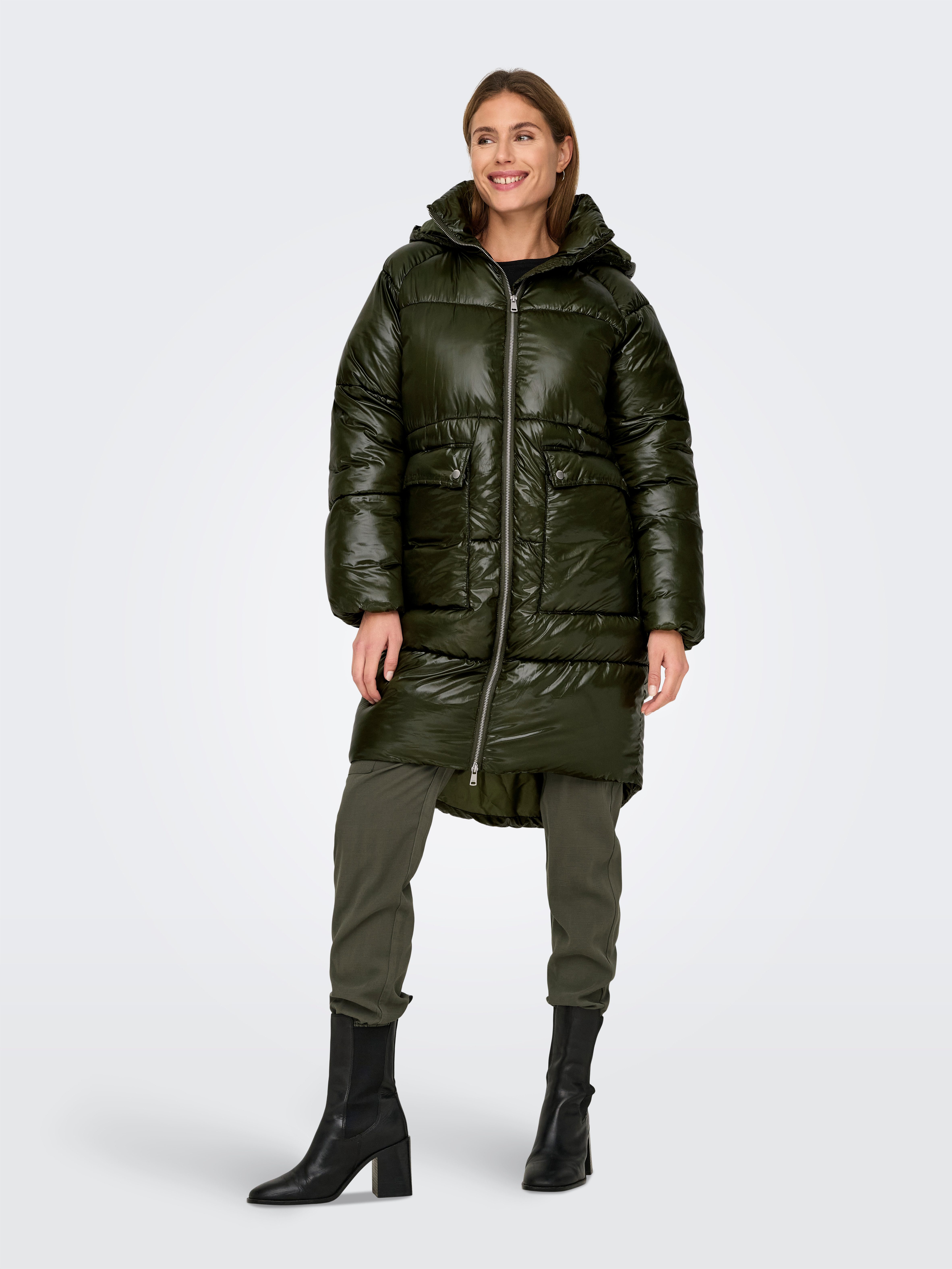 Only Gewatteerde jas ONLSKY OVERSIZED PUFFER COAT CC OTW