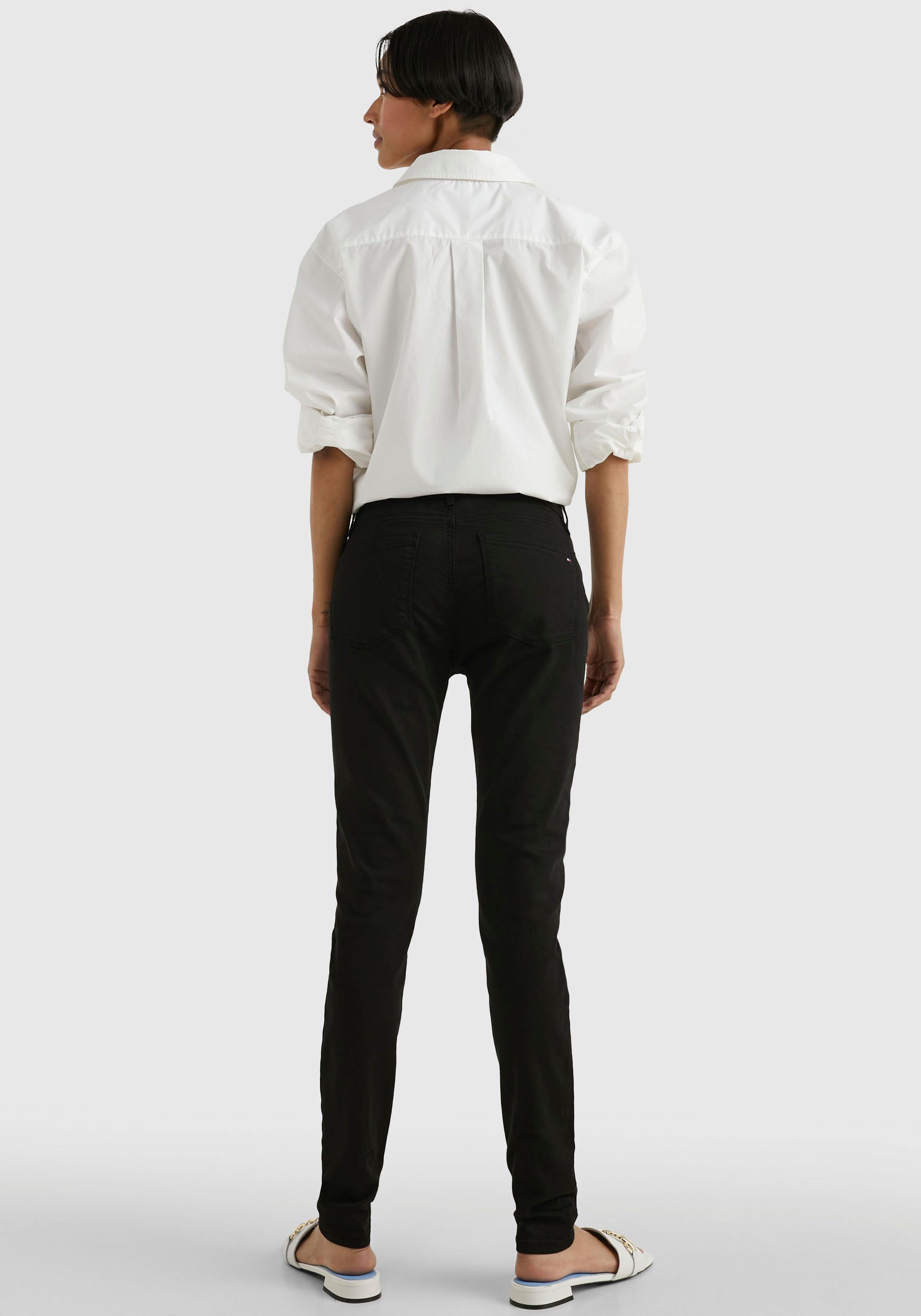 Tommy Hilfiger Skinny fit jeans HERITAGE COMO SKINNY RW met tommy hilfiger logo-badge (TH FLEX COMO SKINNY RW)