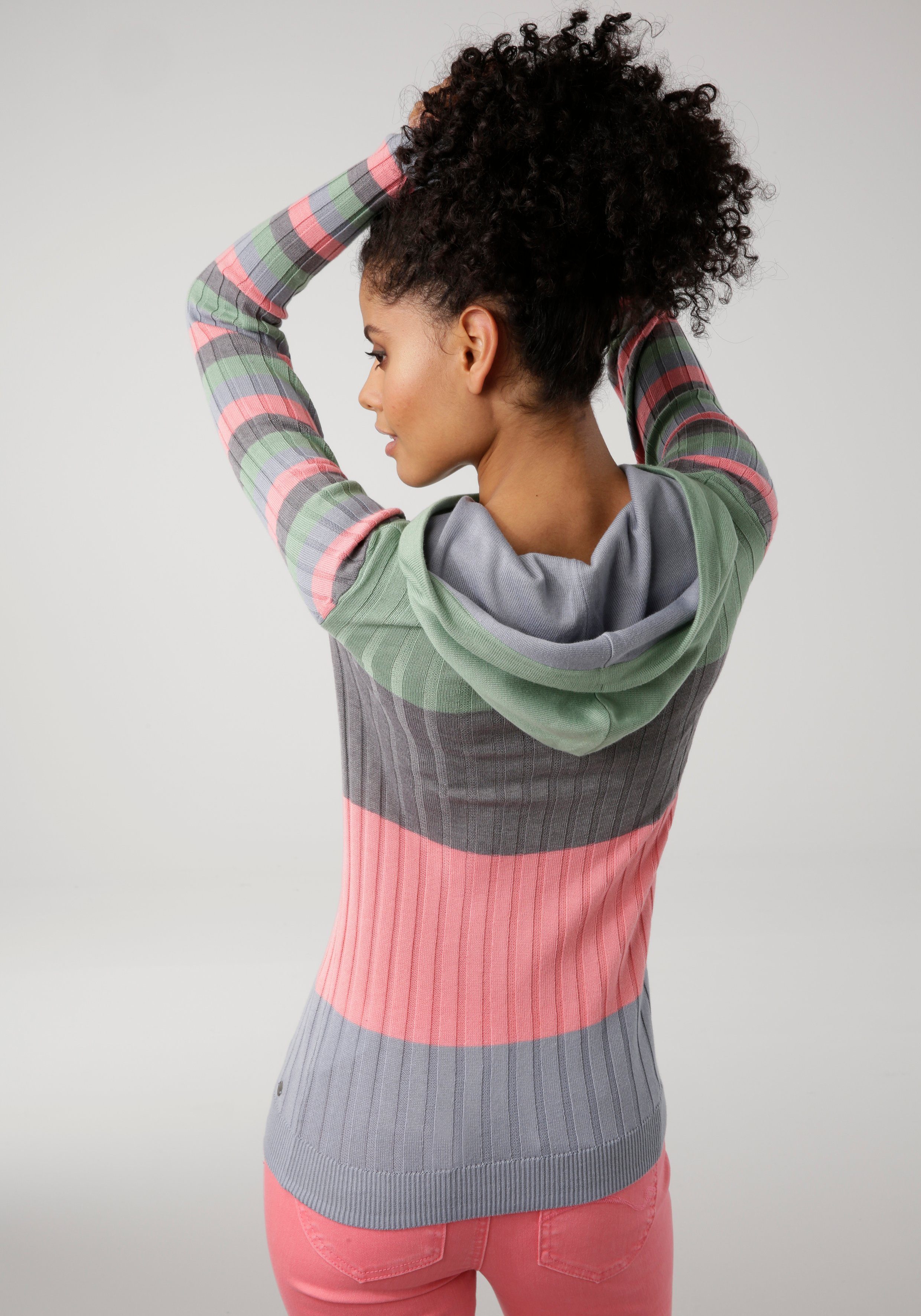 KangaROOS Capuchontrui met trendy colorblocking in verschillende streepbreedtes