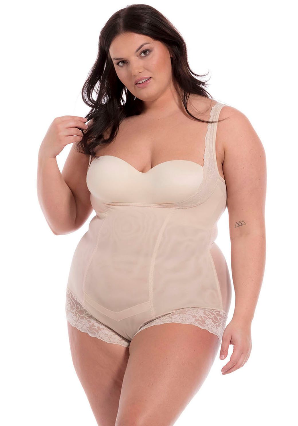 Magic Body Fashion Shaping-body Super Control Body geeft de borst en de billen een subtiele lift