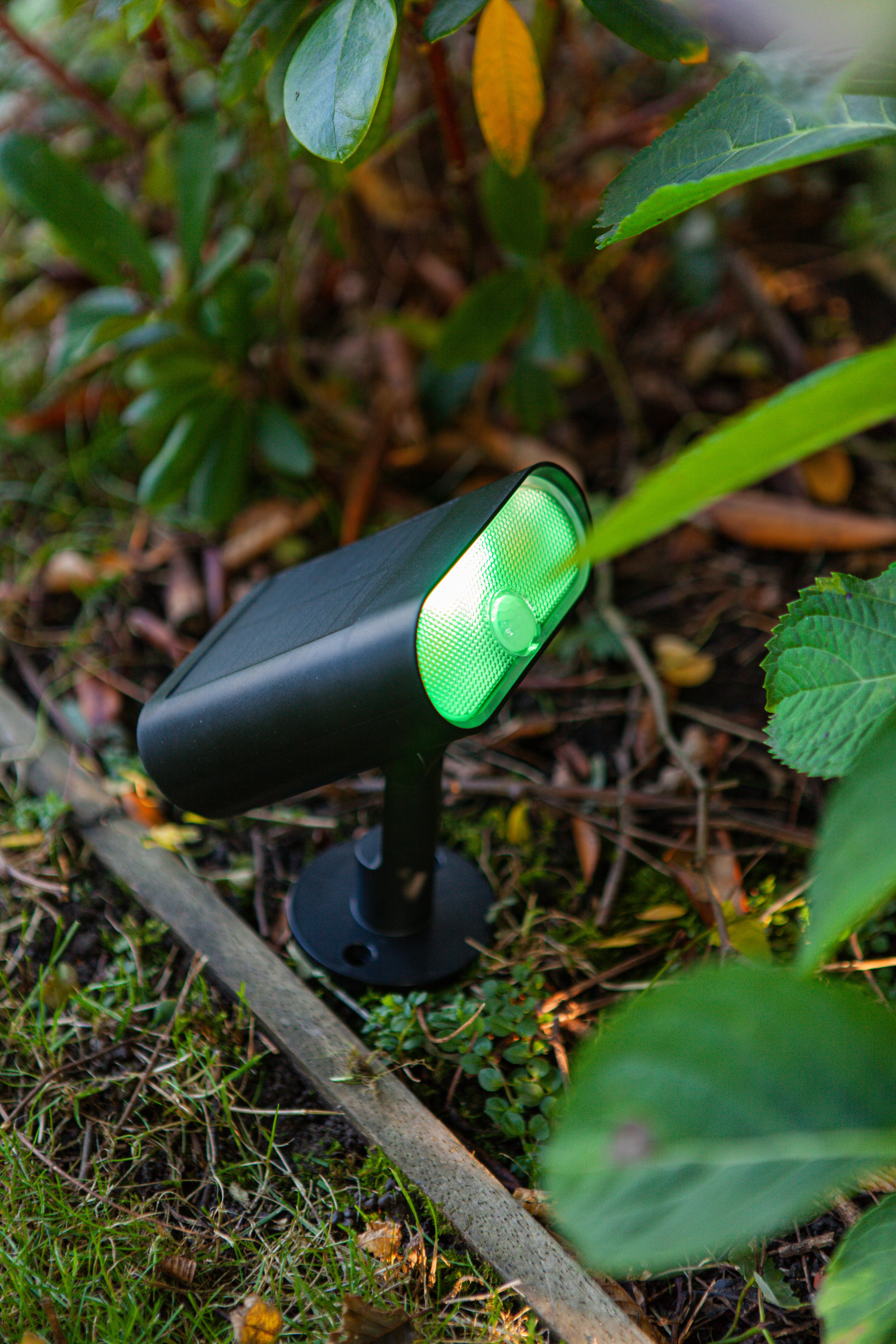 LUTEC Led-solarlamp LED-zonne-energie buitenwandlamp GINBO