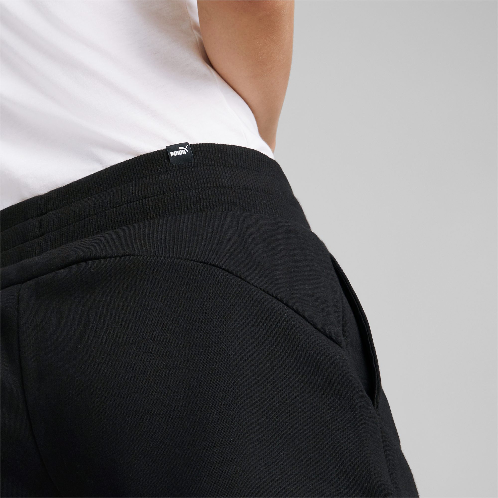 PUMA Trainingsshort ESS 4" SWEAT SHORTS TR