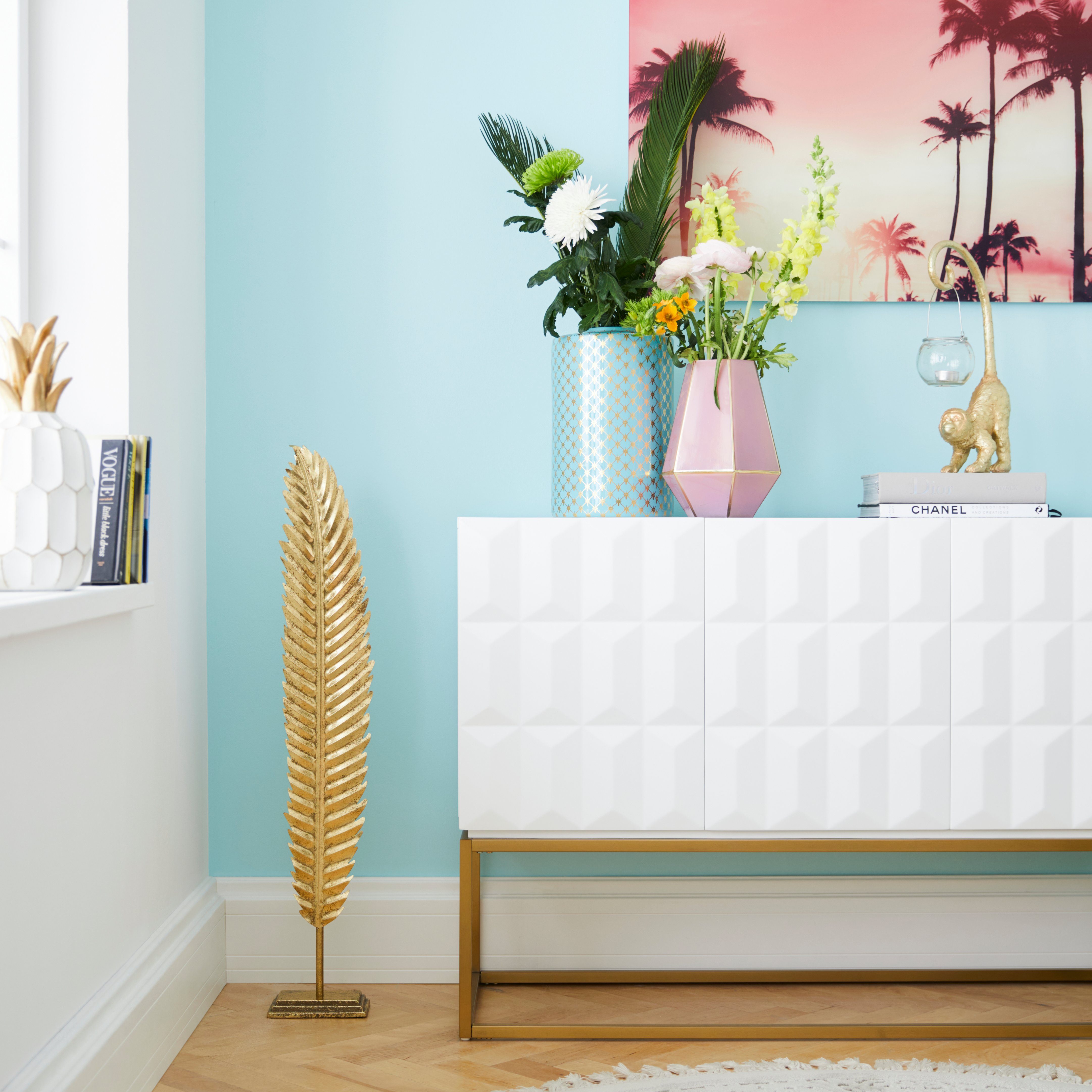 Leonique Dressoir Alais in 3d-look, met veel bergruimte en goudkleurig metalen frame