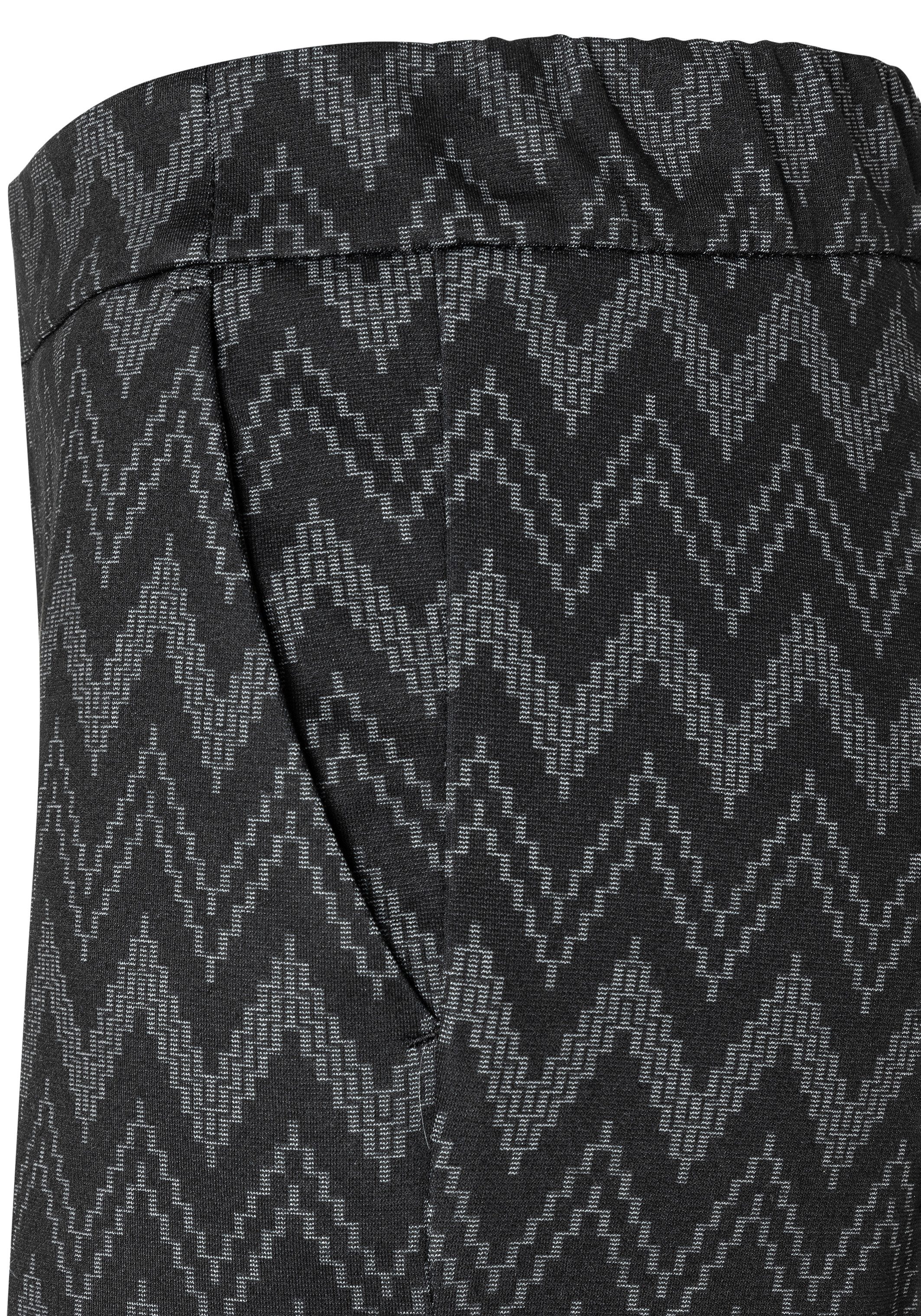 MAC Bootcutbroek Chiara Bootcut-vorm in figuuraccentuerende vorm