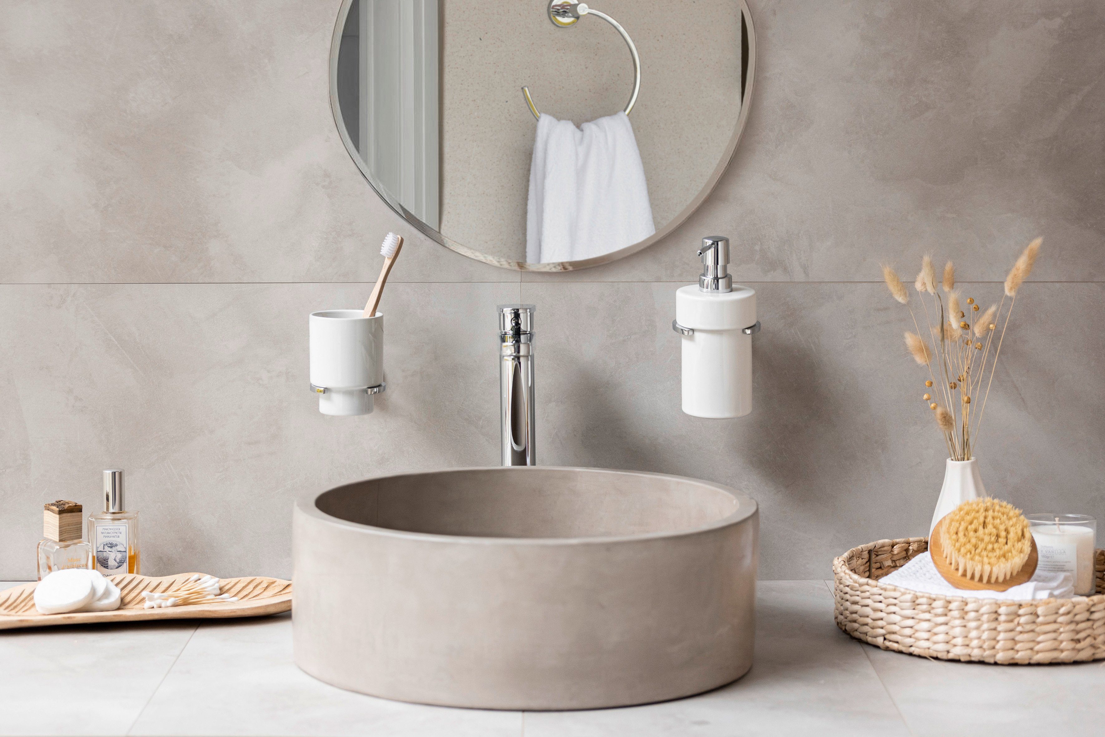 WENKO Poetsbeker UV-Loc® Isera bevestigen zonder boren met innovatief plaksysteem