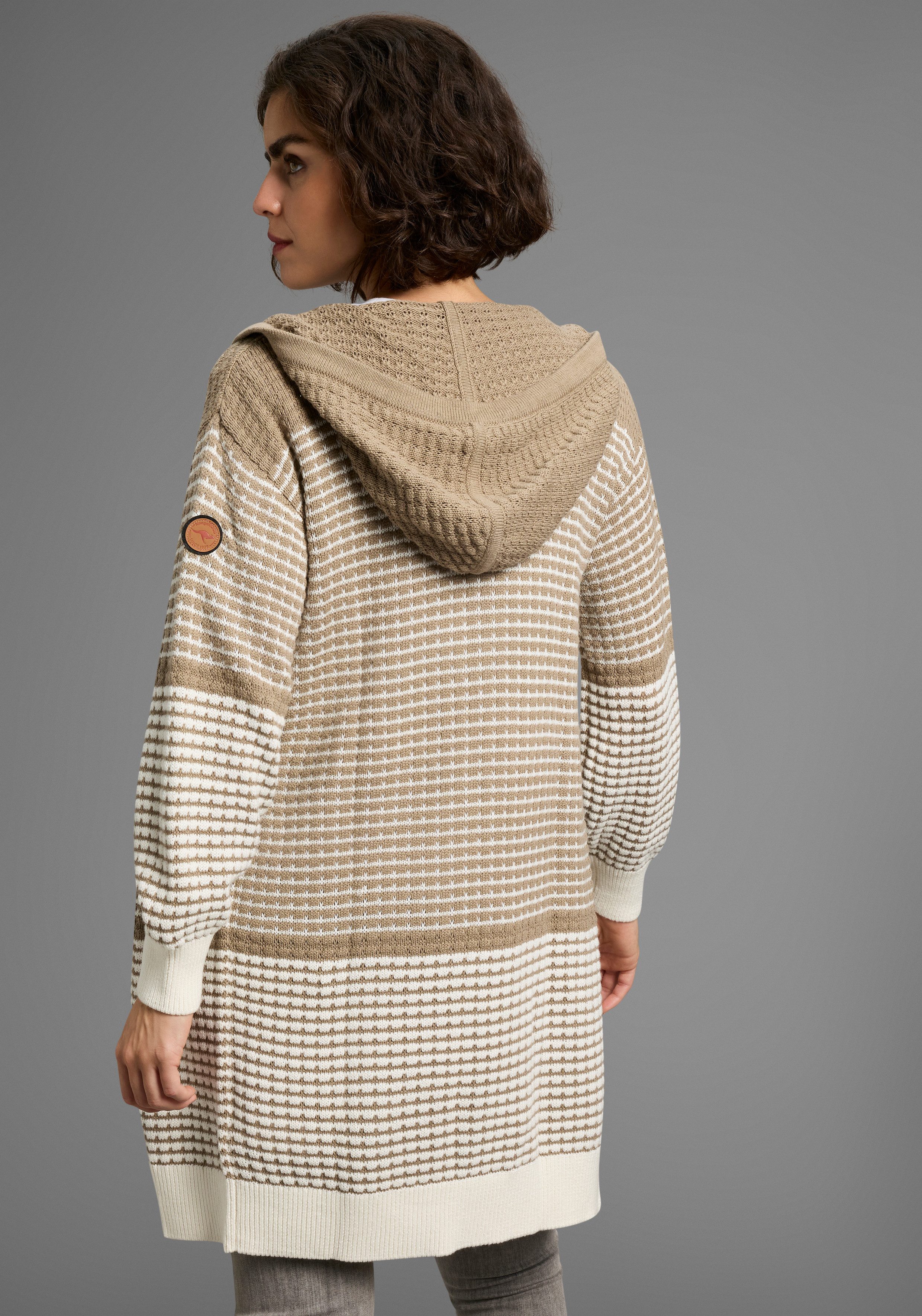 KangaROOS Capuchonvest met trendy breipatroon