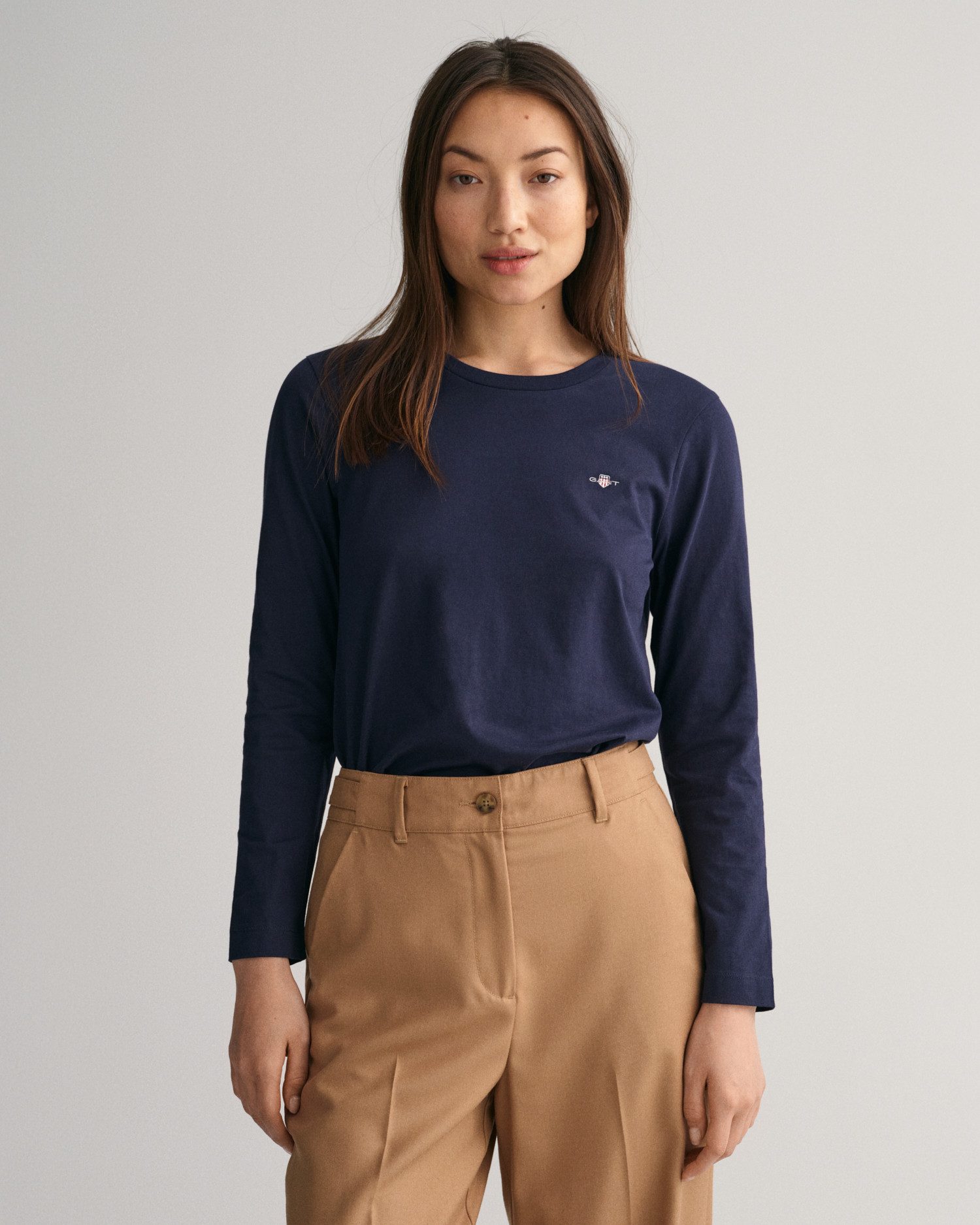 Gant Shirt met lange mouwen REG SHIELD LS T-SHIRT klein logoborduursel op borsthoogte
