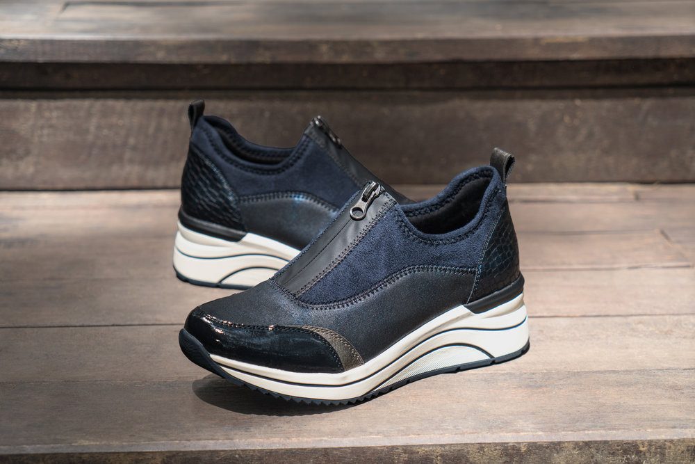 Remonte Slip-on sneakers Elisabeth Hurley-Collection , wedge sneaker, slipper, instapschoen, vrijetijdsschoen, vegan