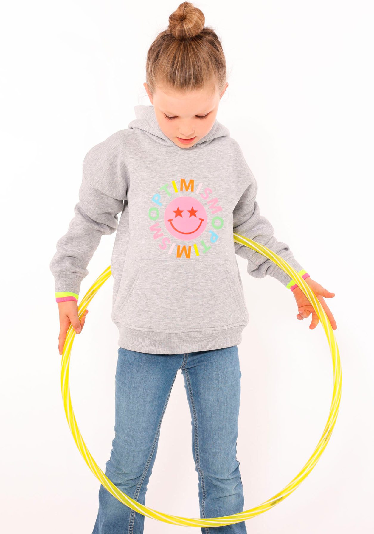 Zwillingsherz Hoodie OptimismKIDS met smiley, kleurrijke opdruk en details in neonkleur