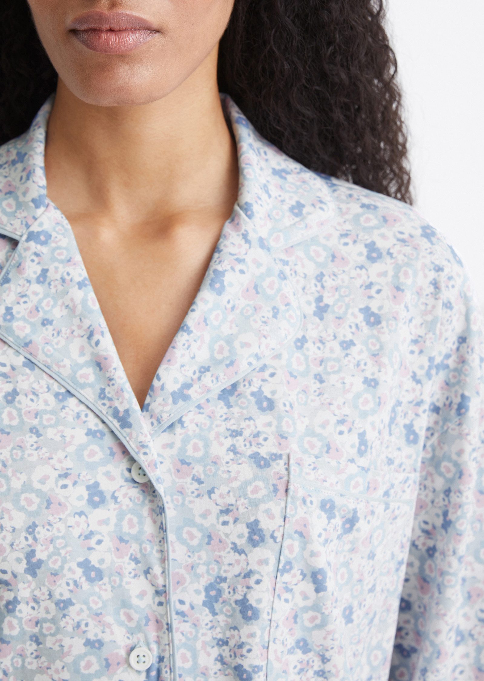 Marc O'Polo Nachthemd Mix & Match Cotton Met bowlingkraag, borstzak en modern allover print