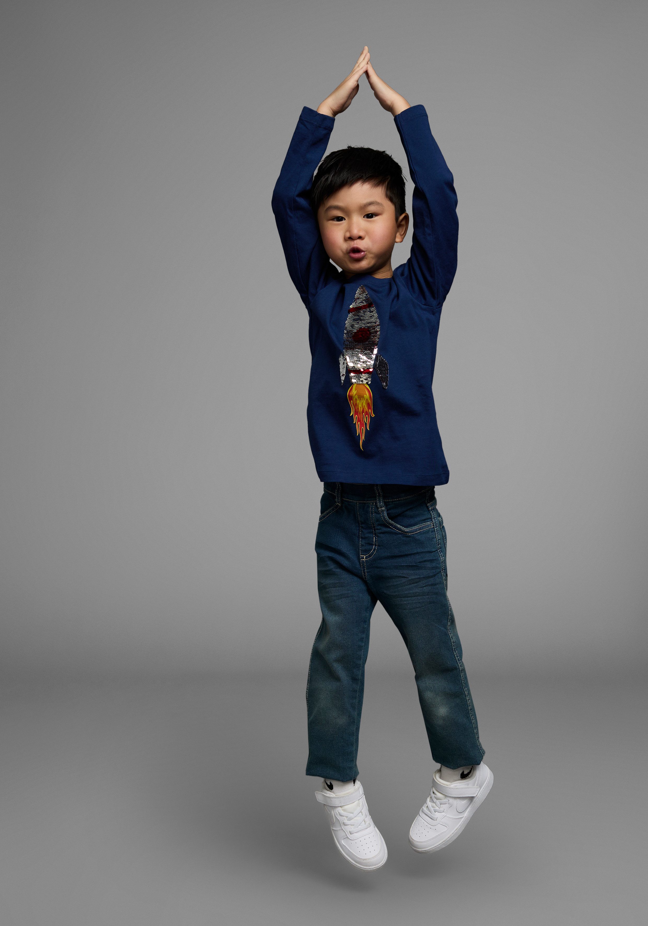 KIDSWORLD Shirt met lange mouwen Raket van omkeerbare pailletten lange mouwen, basic pasvorm, van jersey stof, van katoen