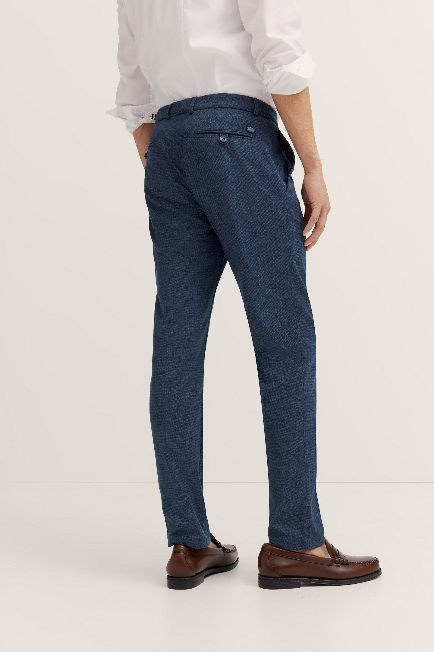 Bugatti Chino met stretch