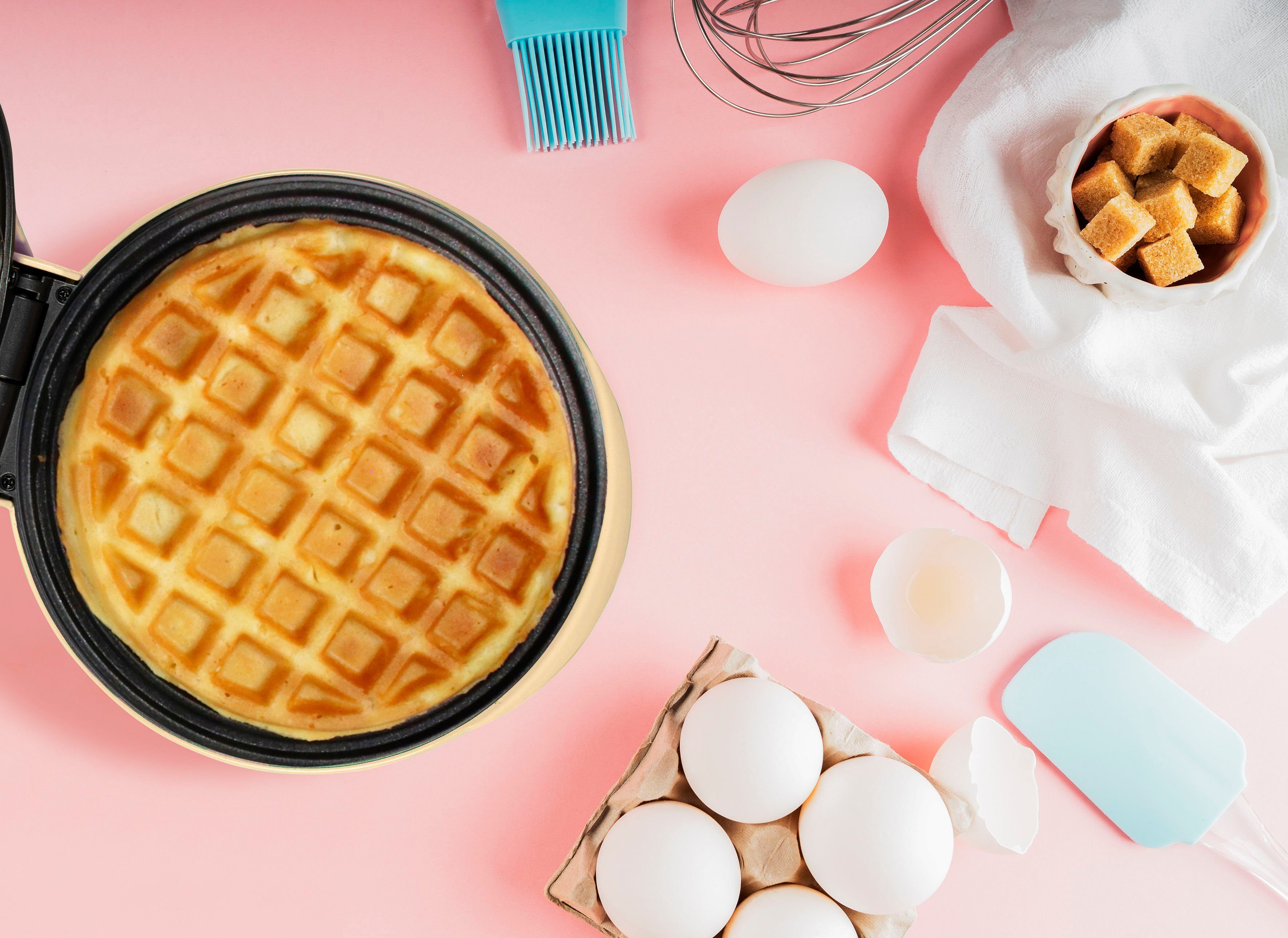 bestron Wafelijzer AMW500P Mini voor klassieke wafels, kleine wafelmaker met antiaanbaklaag