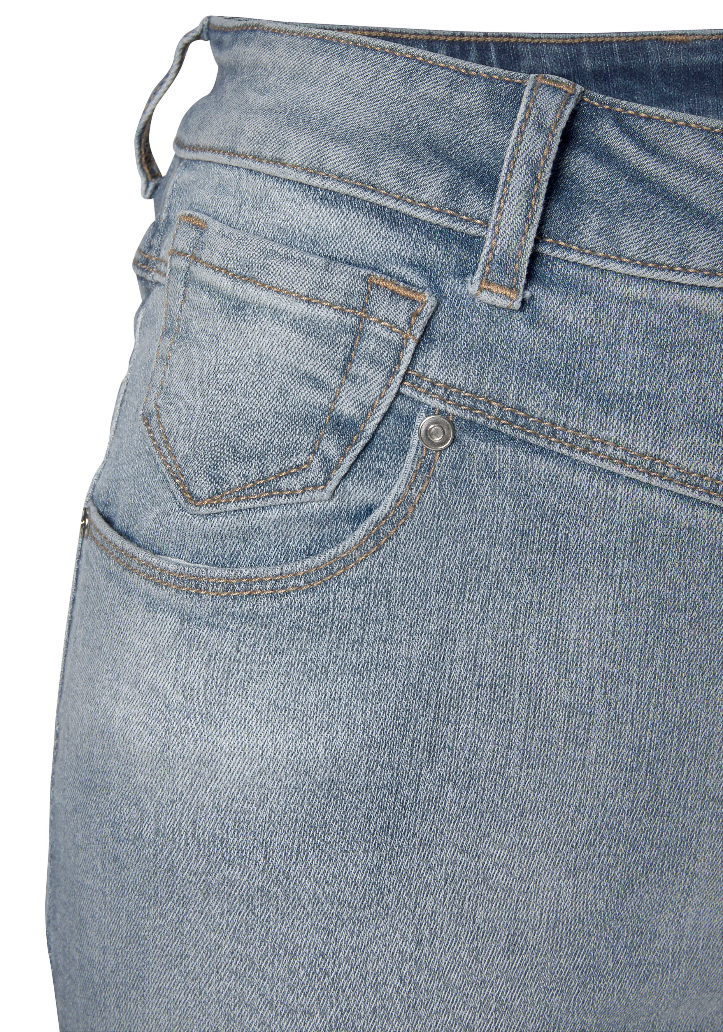 Lascana Skinny fit jeans met stretchpercentage, figuuraccentuerend