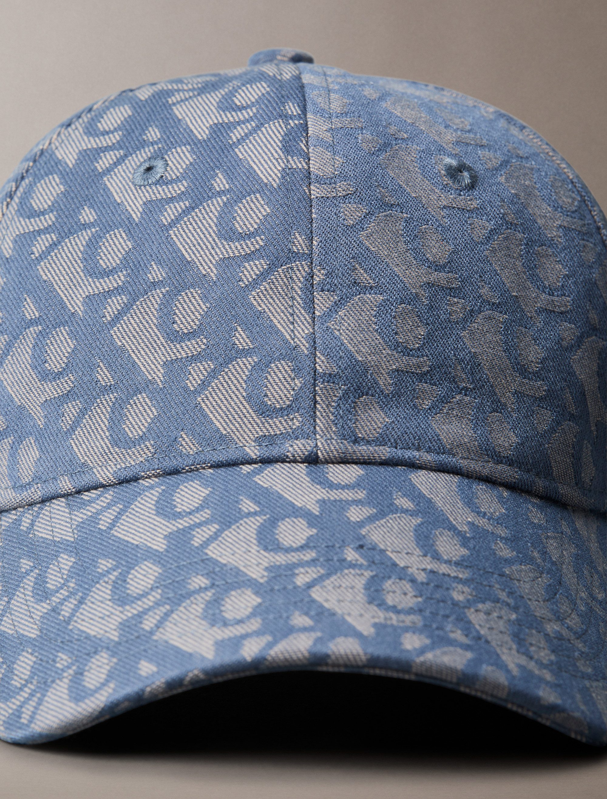 Calvin Klein Baseball pet LOGO JACQUARD CAP met logo-jacquardmotief