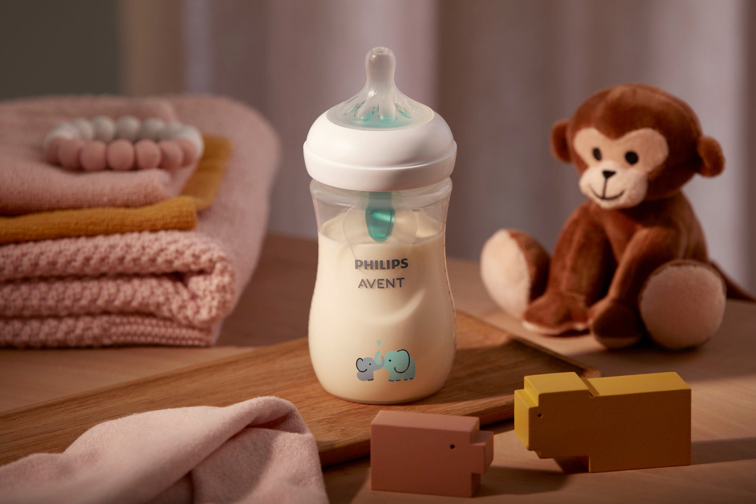 Philips AVENT Babyfles Natural Response SCY673/81 met het airfree-ventiel, 260 ml, vanaf de 1e maand
