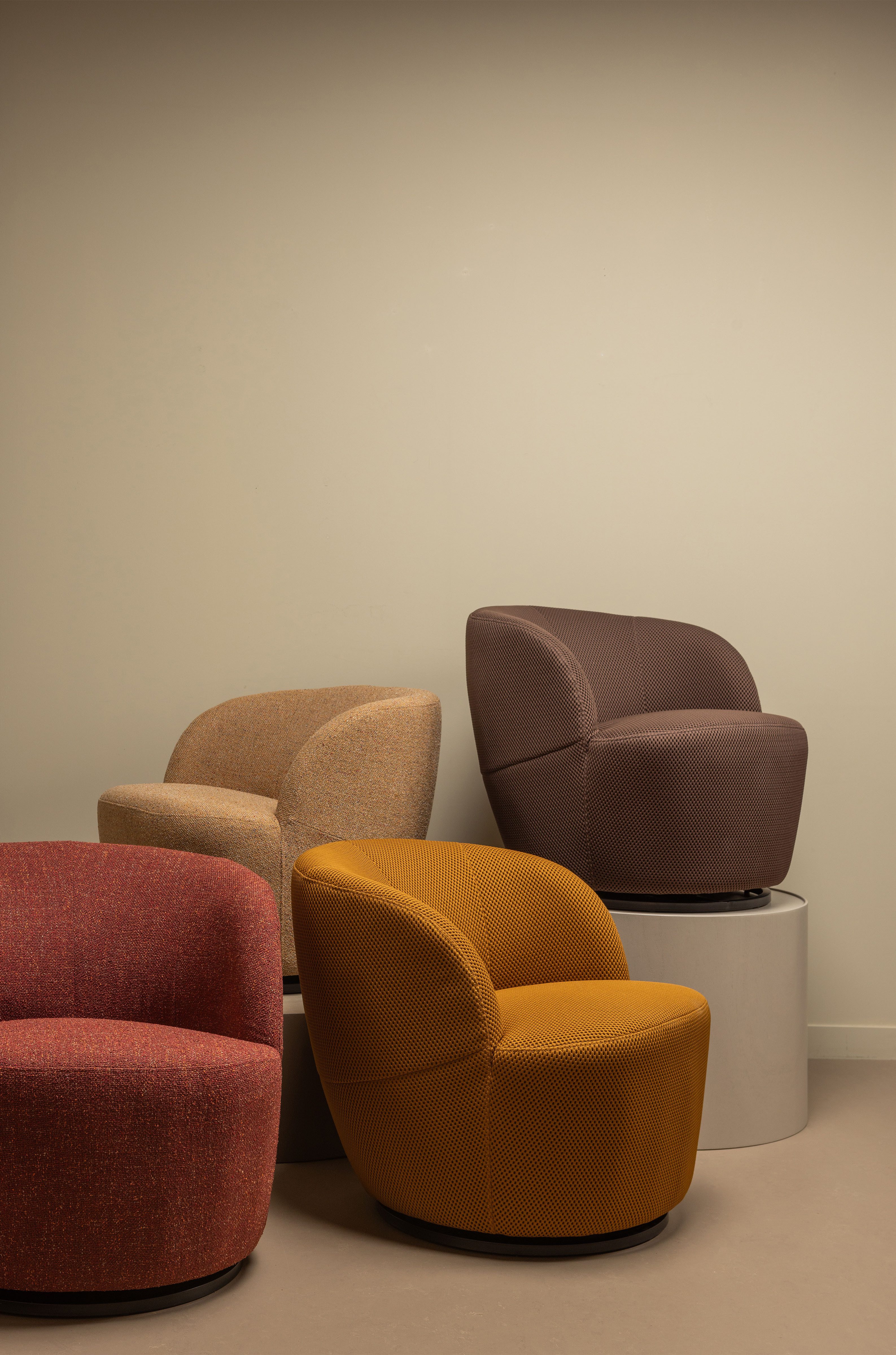WOOOD Draaibare fauteuil Serra in elke richting draaibaar, ronde vorm, h 68 cm x b 70 cm