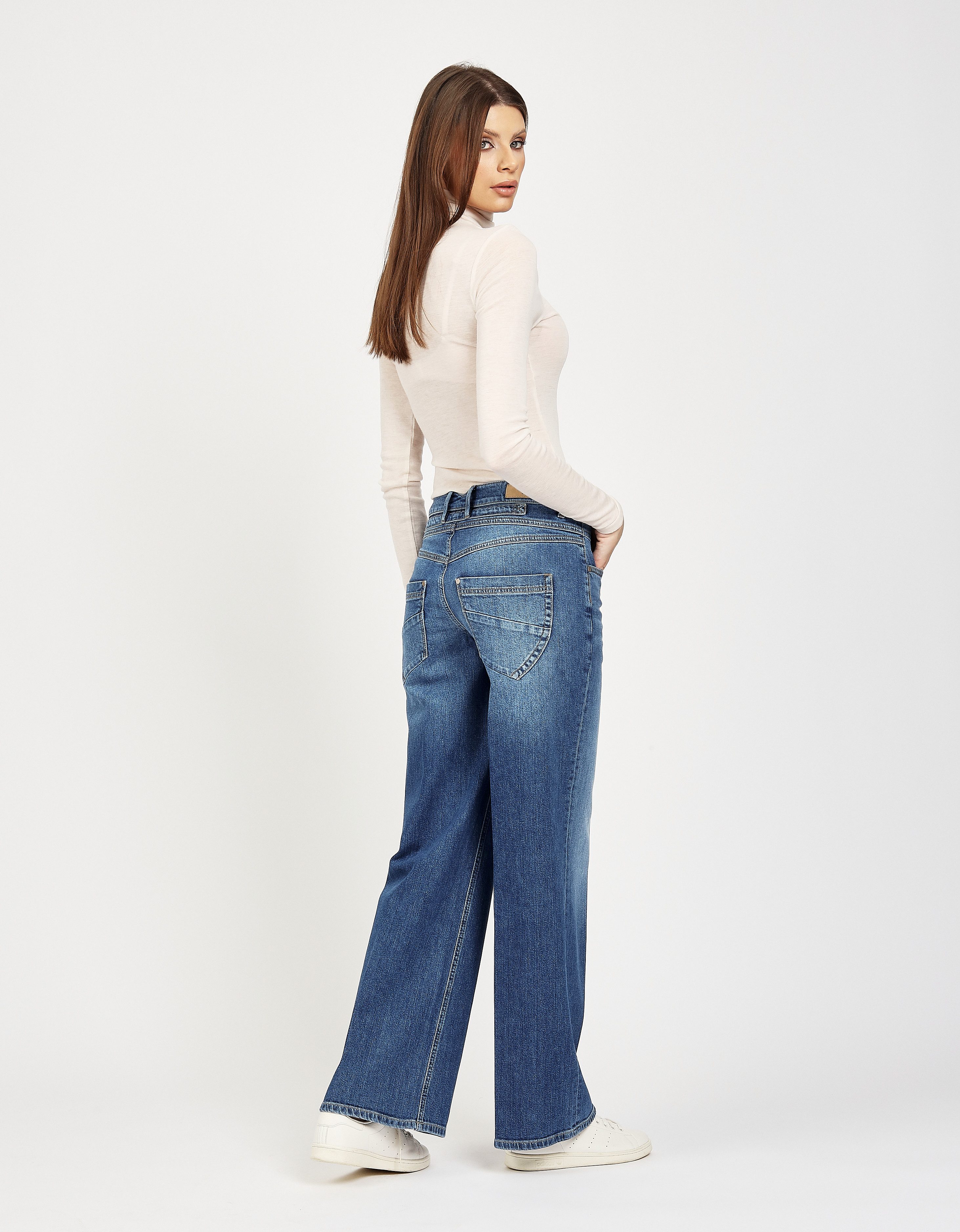 GANG Wijde jeans 94MEDINA WIDE met knoopsluiting