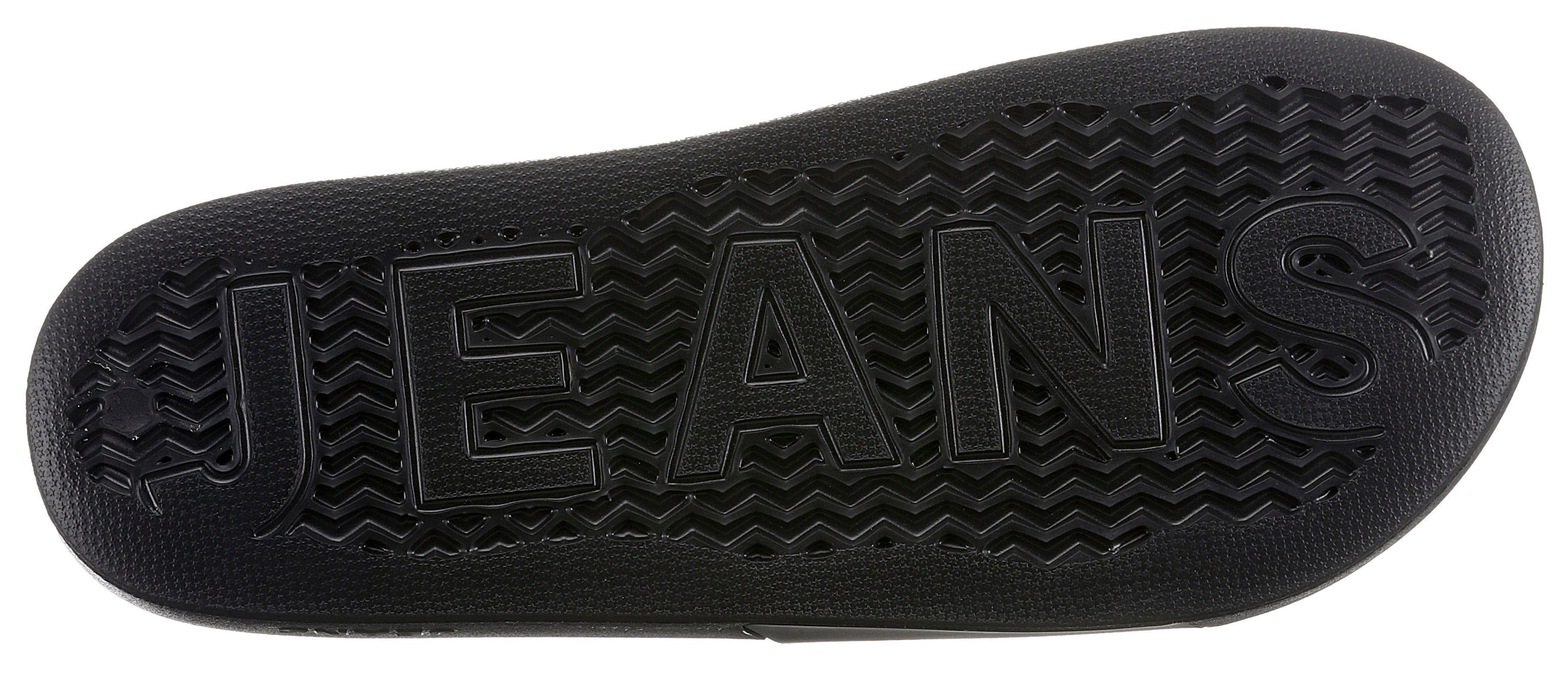 TOMMY JEANS Badslippers TOMMY JEANS POOL SLIDE ESS zomerschoen, badschoens, slippers, met opvallende logo-vlag