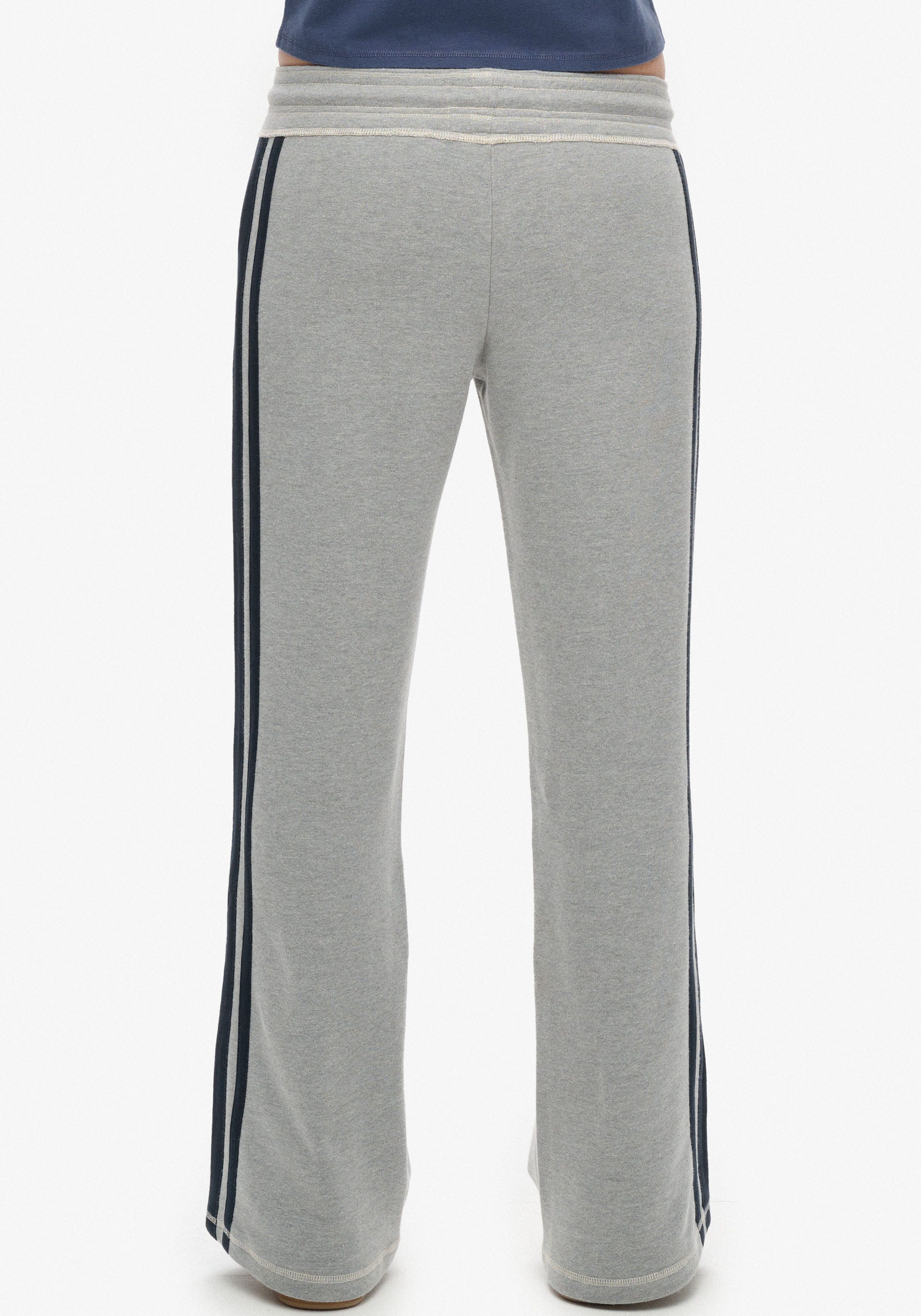 Superdry Sweatbroek ATHLETIC STRIPE FLARE JOGGER Joggingbroek met strepen en flare