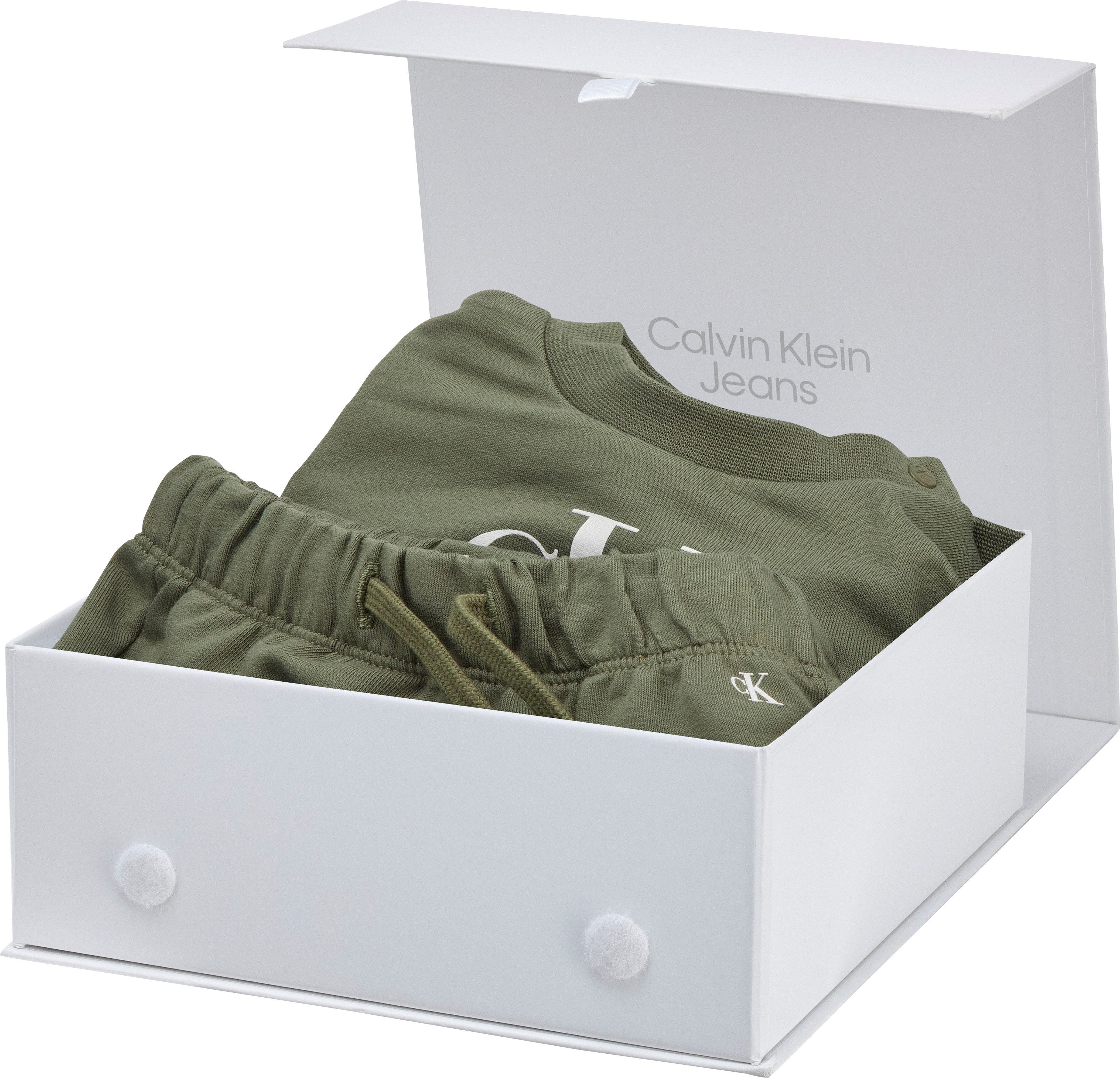 Calvin Klein Shirt broek MONOGRAM CN SWEATSHIRT SET voor baby’s tot 2 jaar, cadeau set (set, 2-delig)