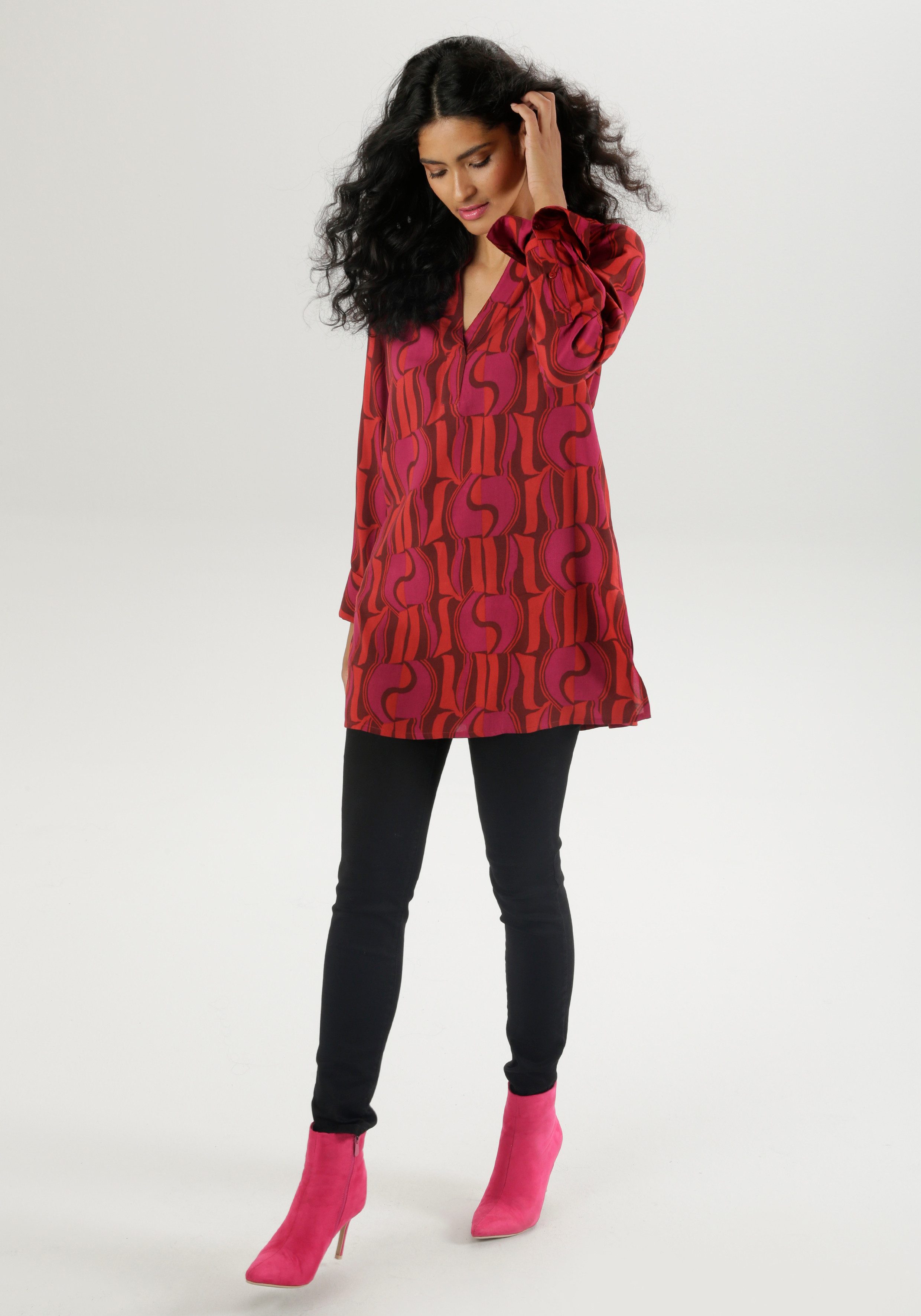 Aniston SELECTED Lange blouse met asymmetrische zoom en extra lange manchetten