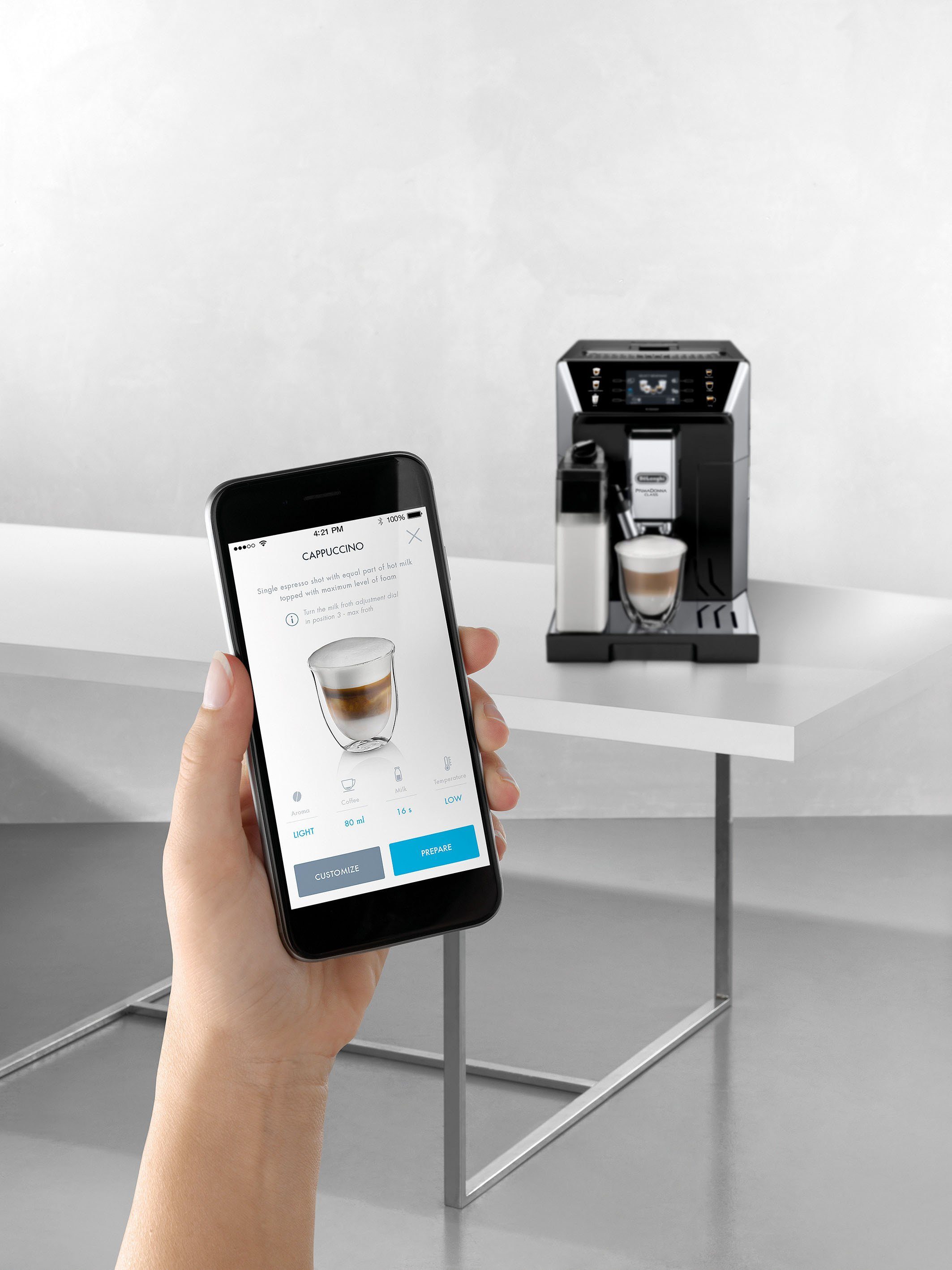 De'Longhi Volautomatisch koffiezetapparaat PrimaDonna Class ECAM 550.65.SB, zwart