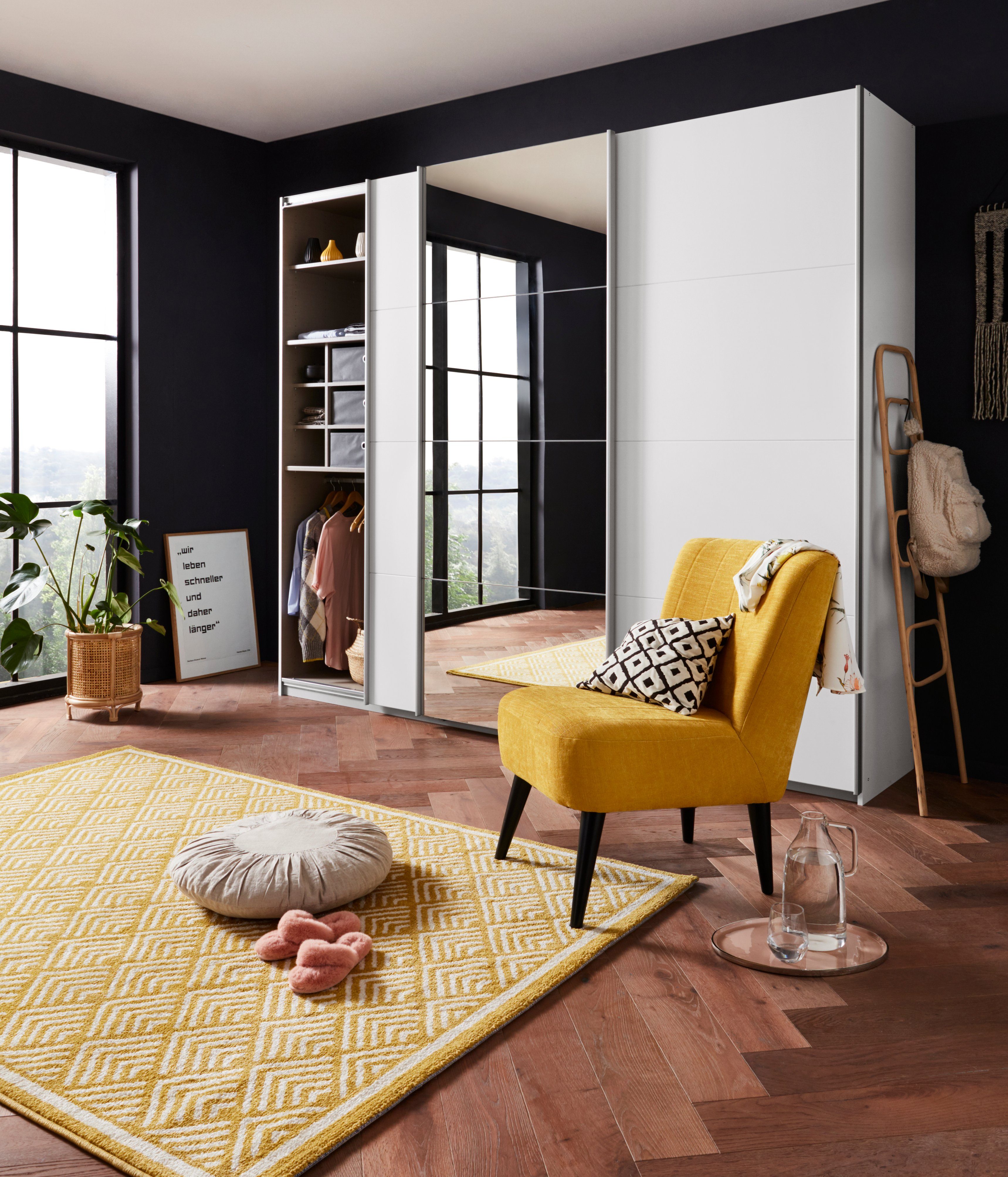 ATLANTIC home collection Cocktailfauteuil JAN met golfvering, massief houten poten