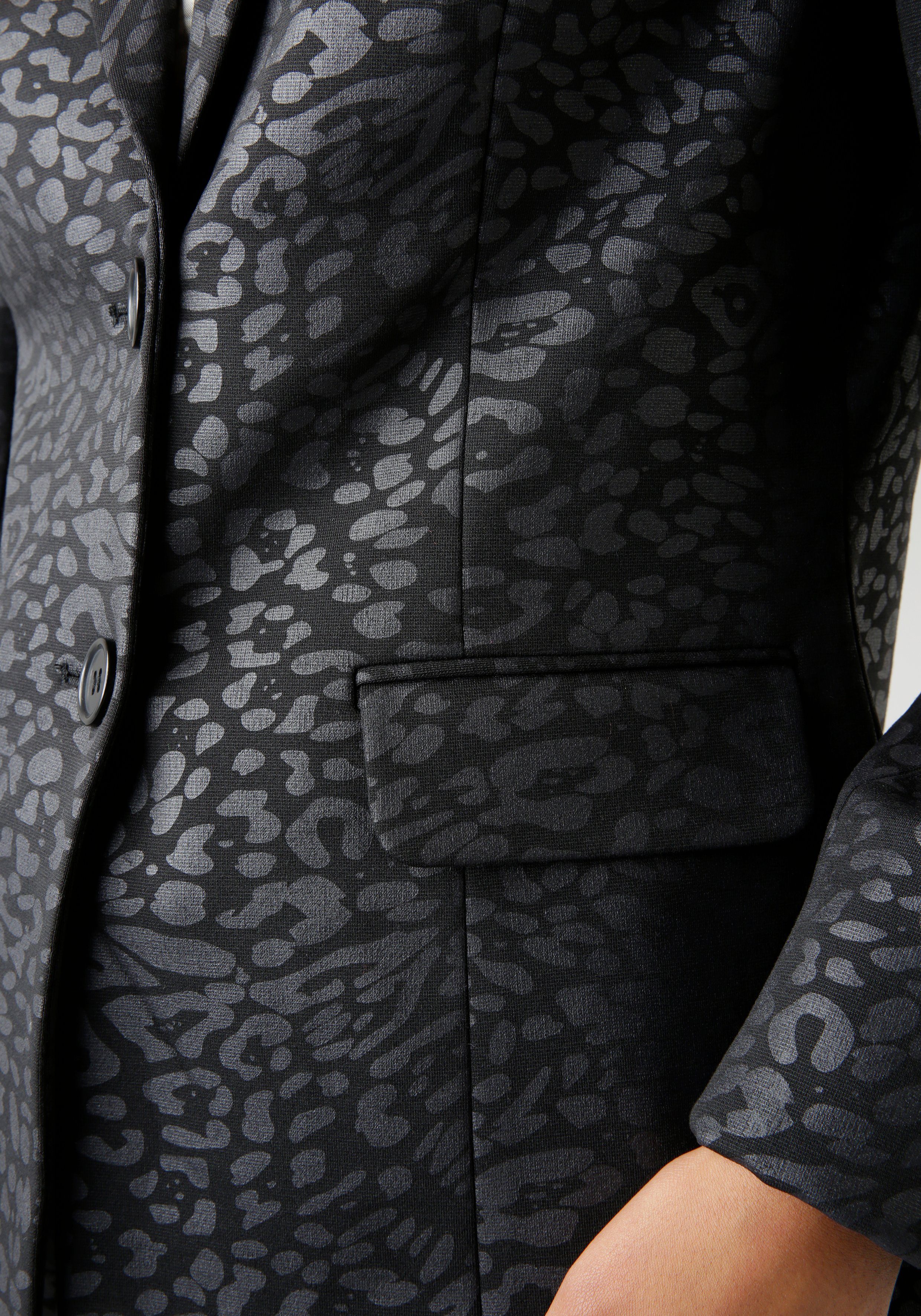 Aniston SELECTED Jasje met licht glanzend dierenprint