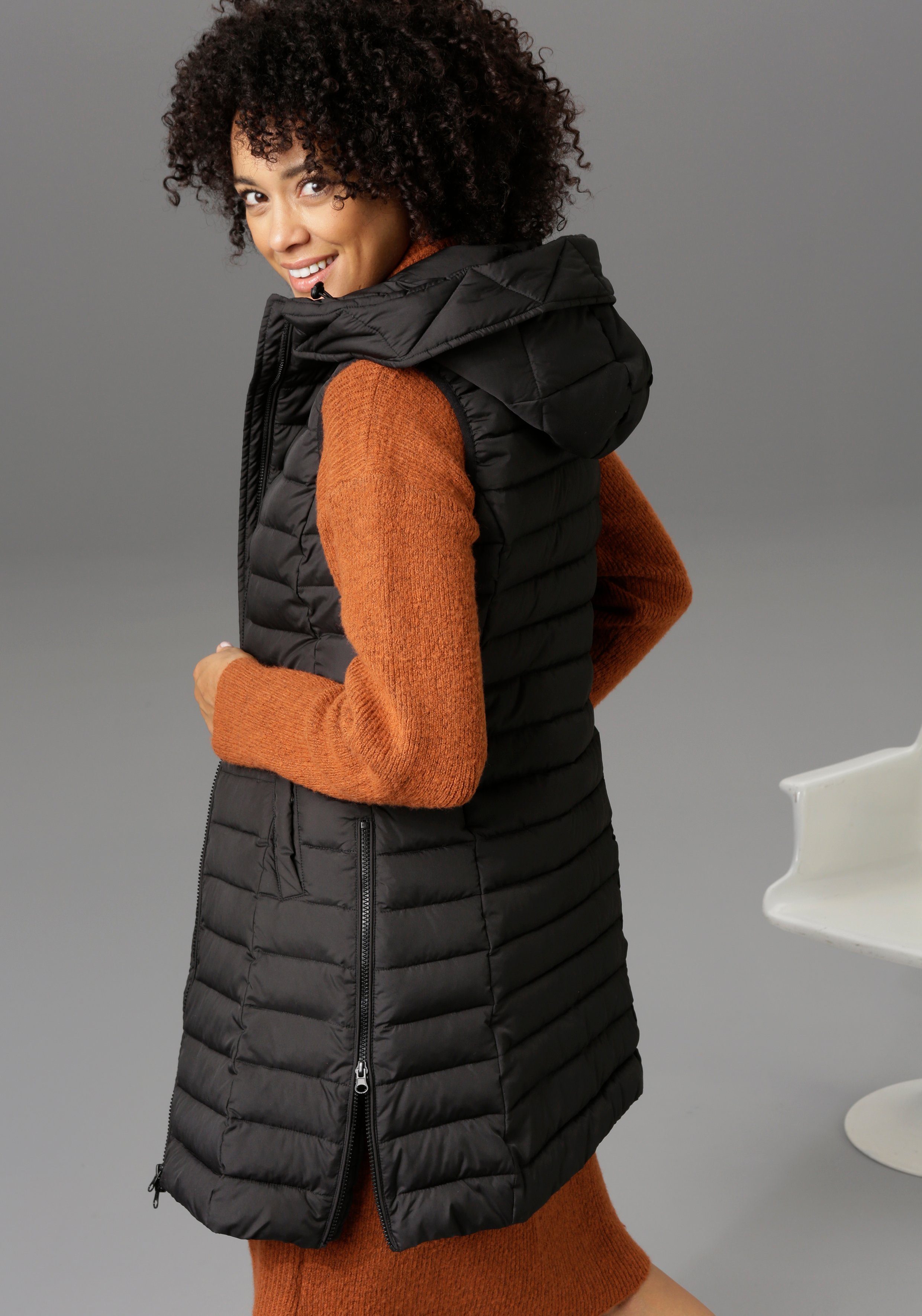 Aniston CASUAL Bodywarmer met verstelbare capuchon