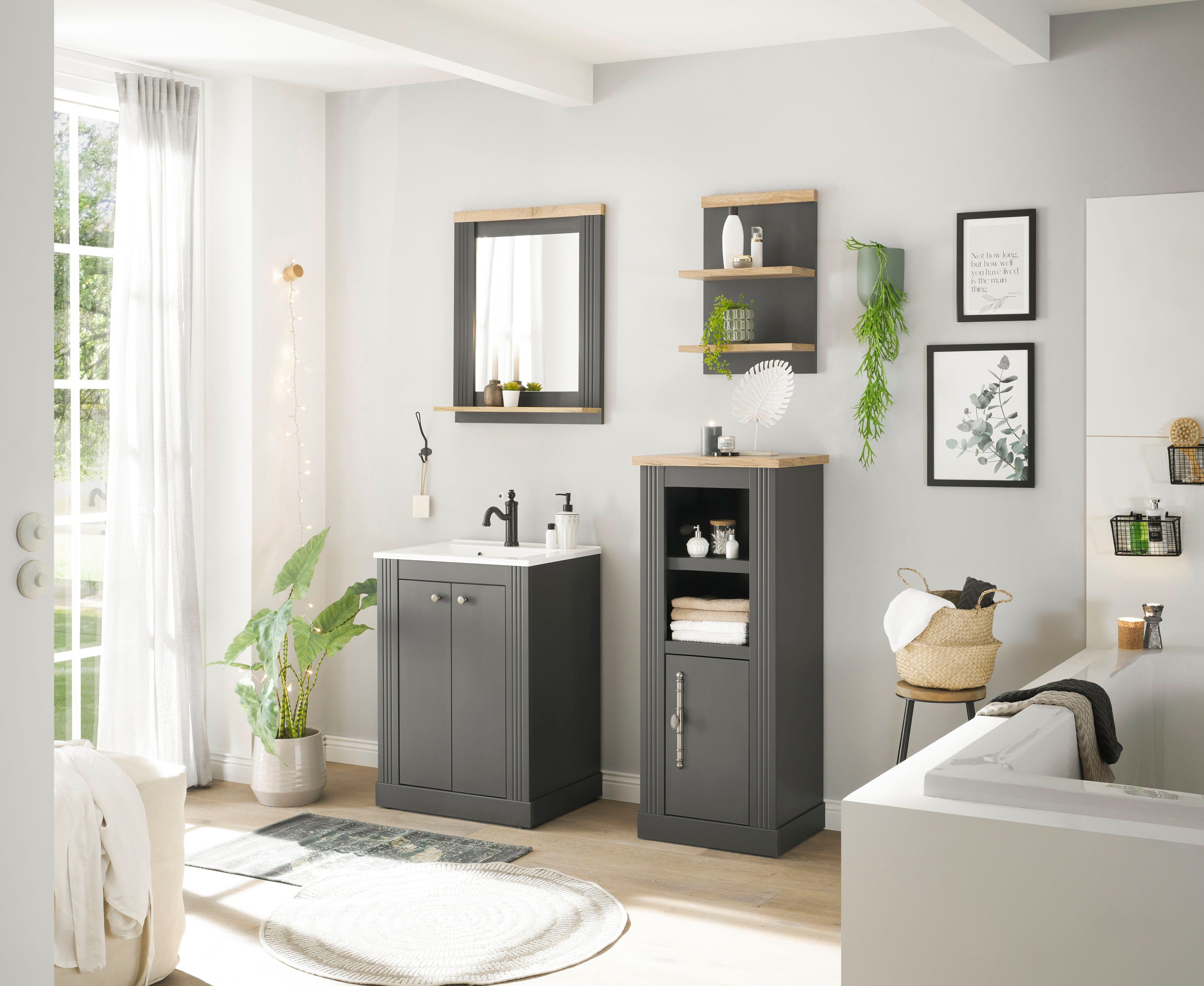 Home affaire Badkamerserie WESTMINSTER, badkamer in landhuisstijl, 4-delig badkamer Waschtafel, spiegel, midikast, plank, in 2 kleuren, breedte 130 cm (4-delig)