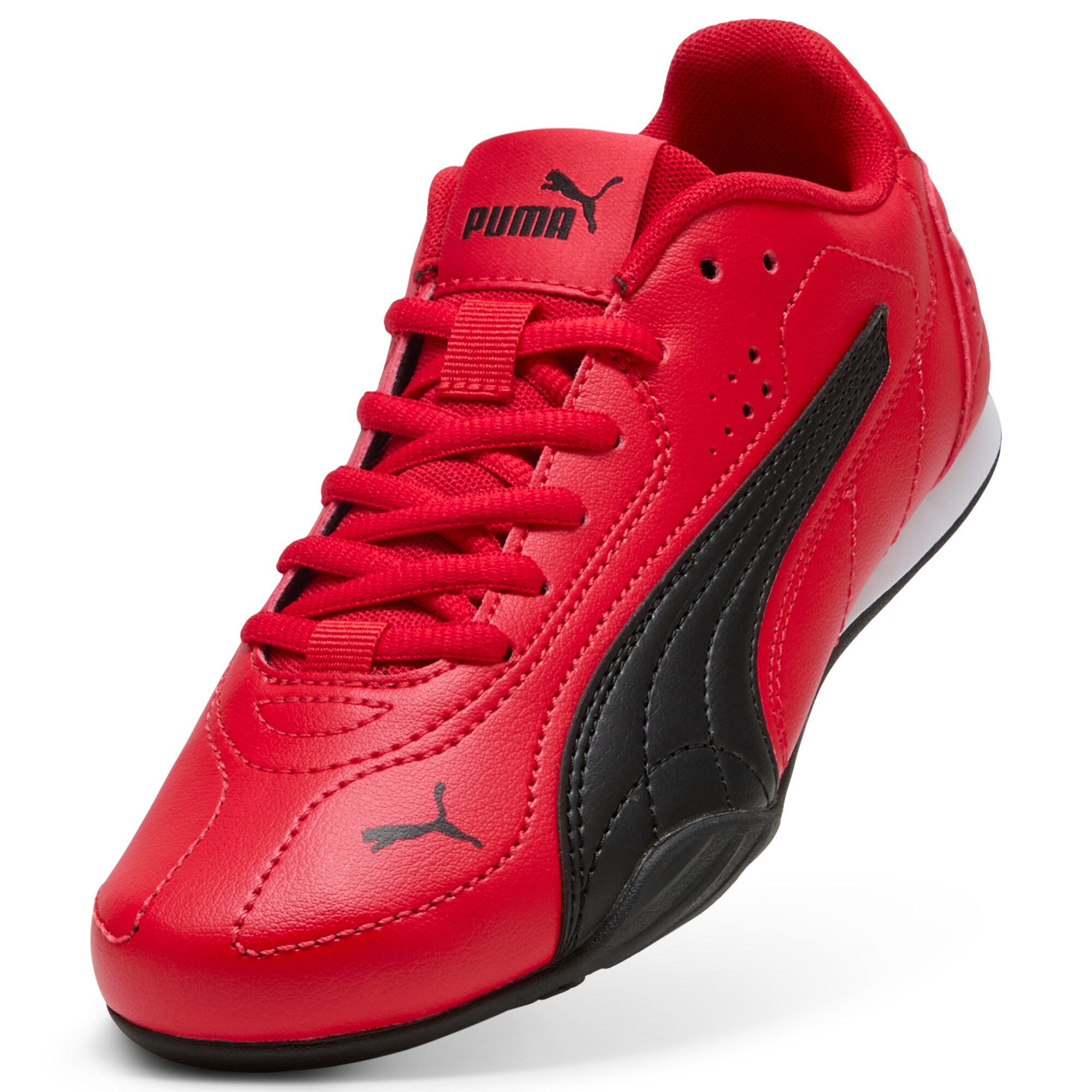 PUMA Sneakers