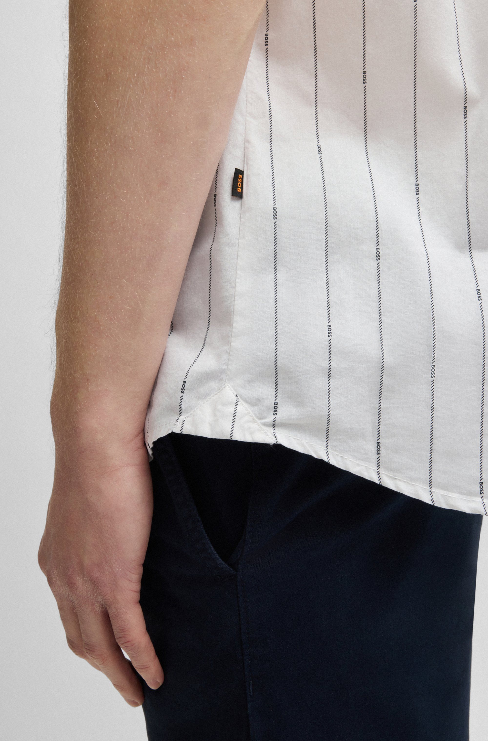 Boss Orange Overhemd met korte mouwen Rash met doorlopende logo-print