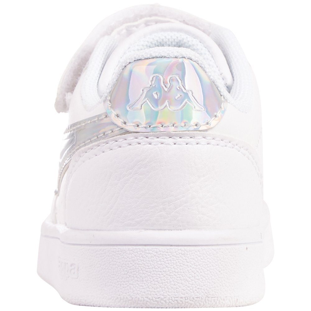 Kappa Sneakers bijzonder licht aan- &, uit te trekken