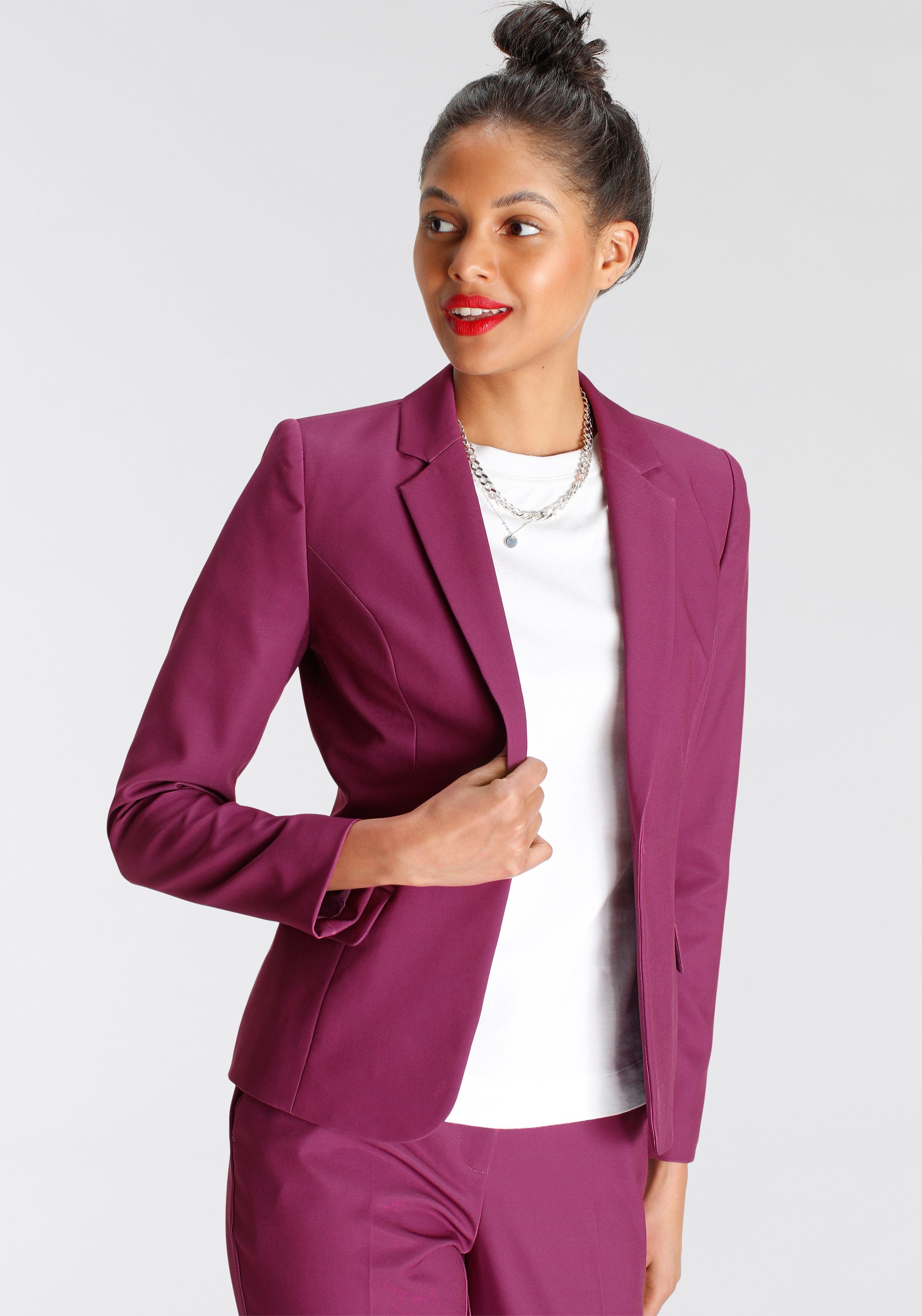 NU 20% KORTING: Tamaris Korte blazer in trendkleuren nieuwe collectie