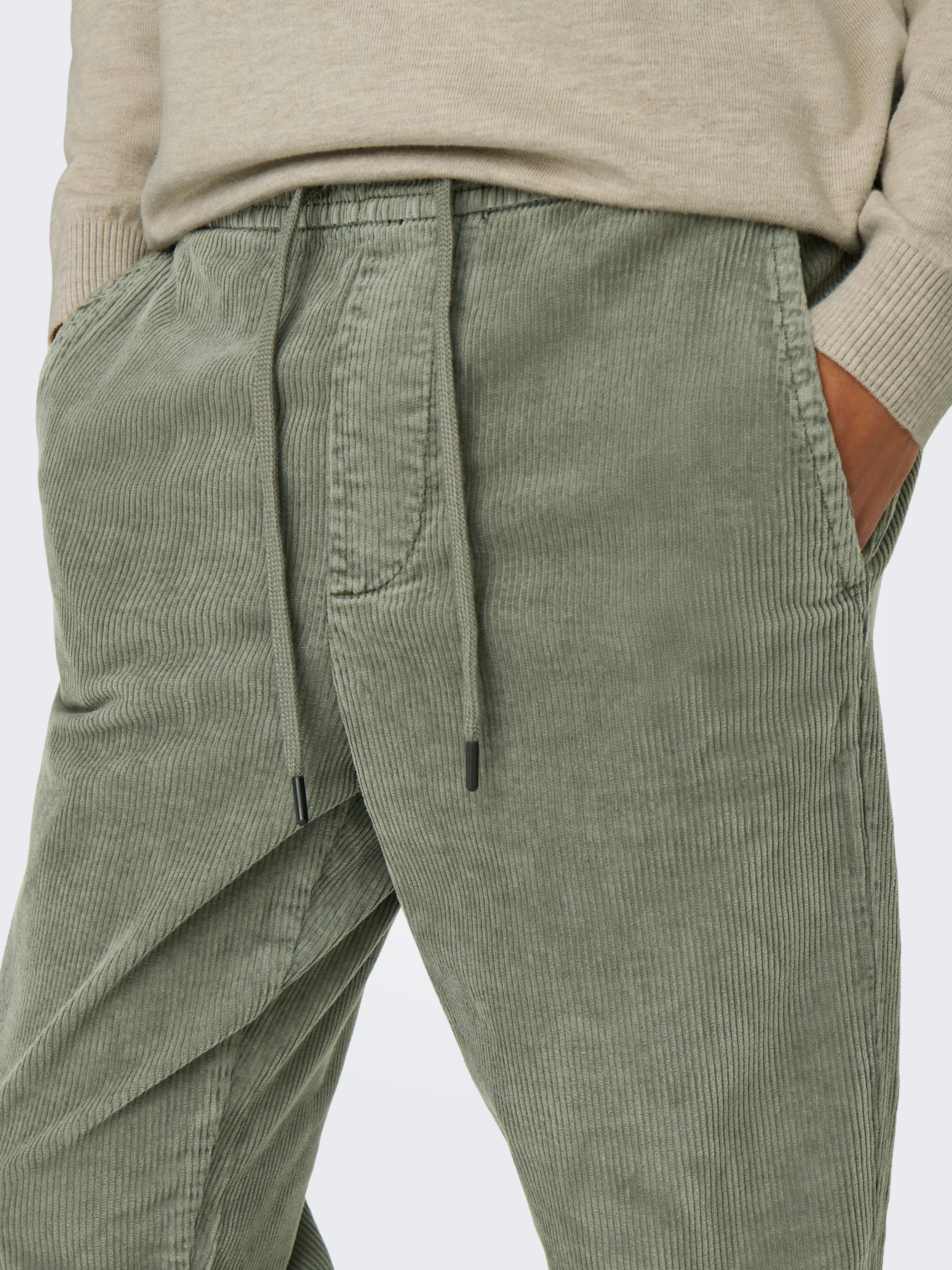ONLY & SONS Cordbroek ONSLINUS TAP CORDUROY 0185 PANT NOOS