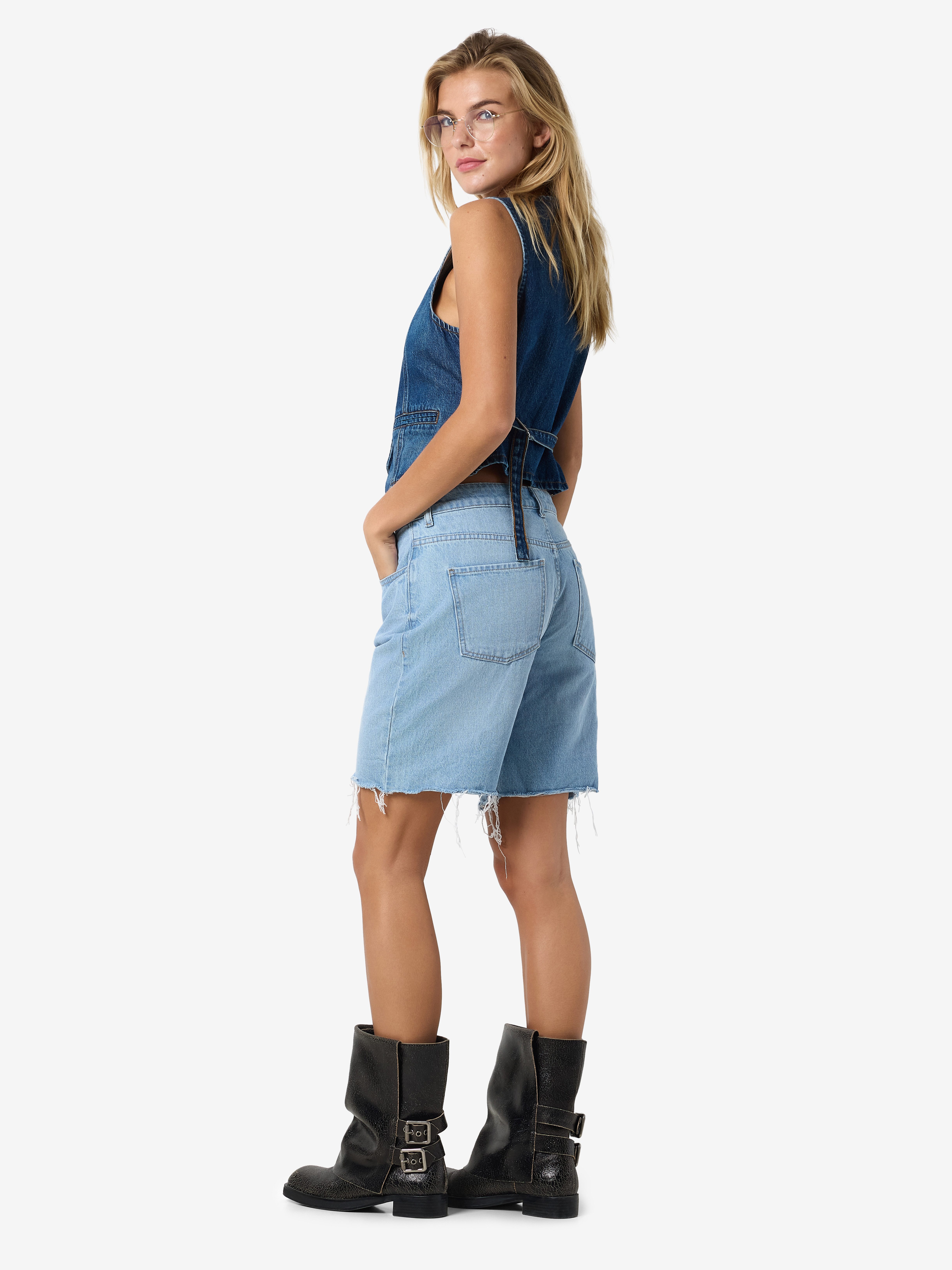 Noisy may Jeansshort NMHOLLA NW LOOSE SHORT AZ425LB NOOS
