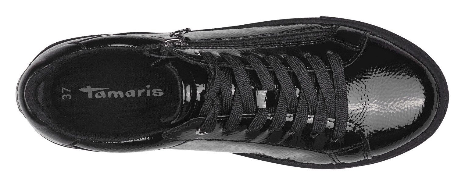Tamaris Plateausneakers , vrijetijdsschoen, halfschoen, veterschoen met t-logo hanger, vegan