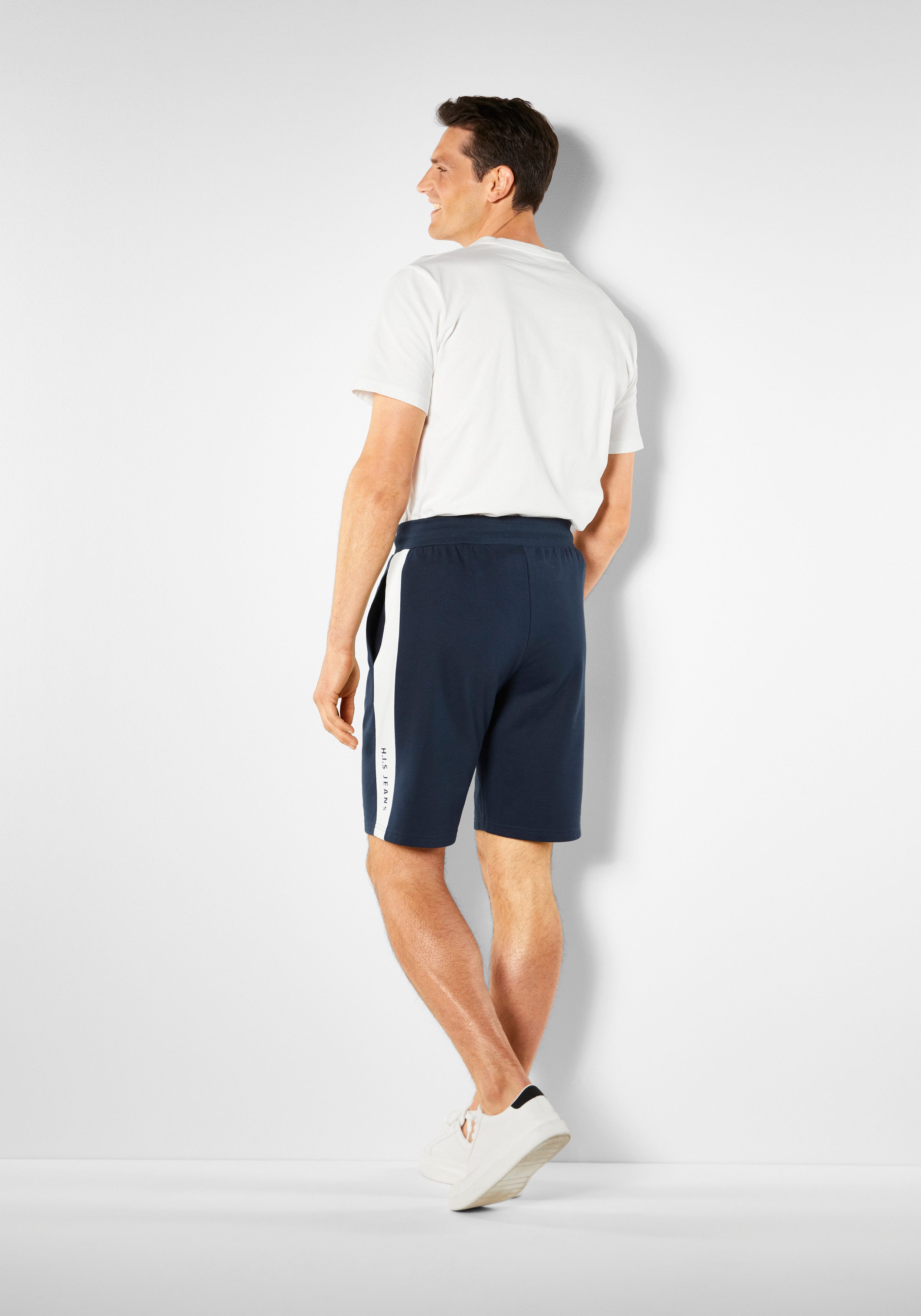 H.I.S Sweatshort opzij strepen met logoprint
