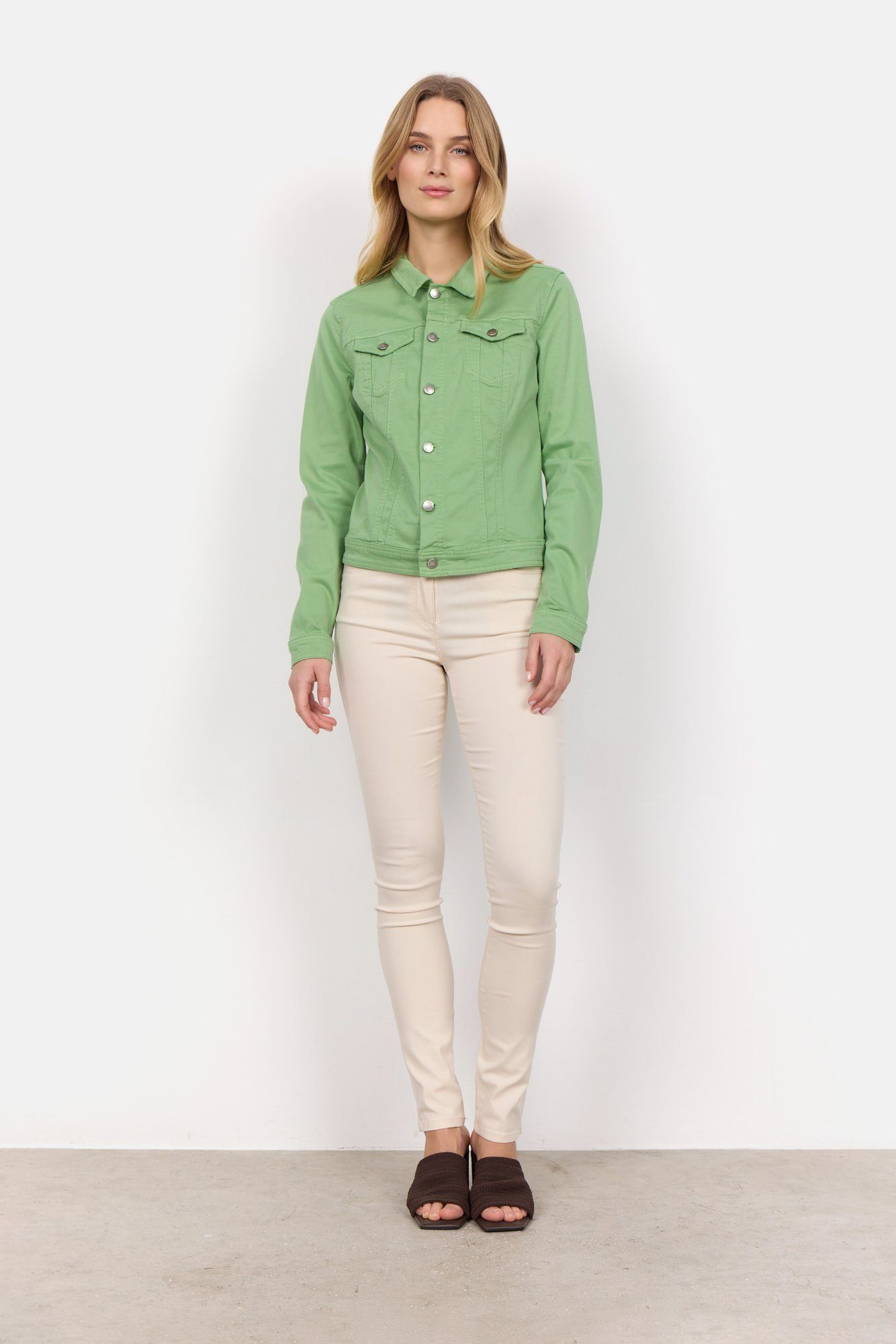 soyaconcept Jeansblazer SC-ERNA 2 Jeansjack in getailleerde vorm en mooie kleuren