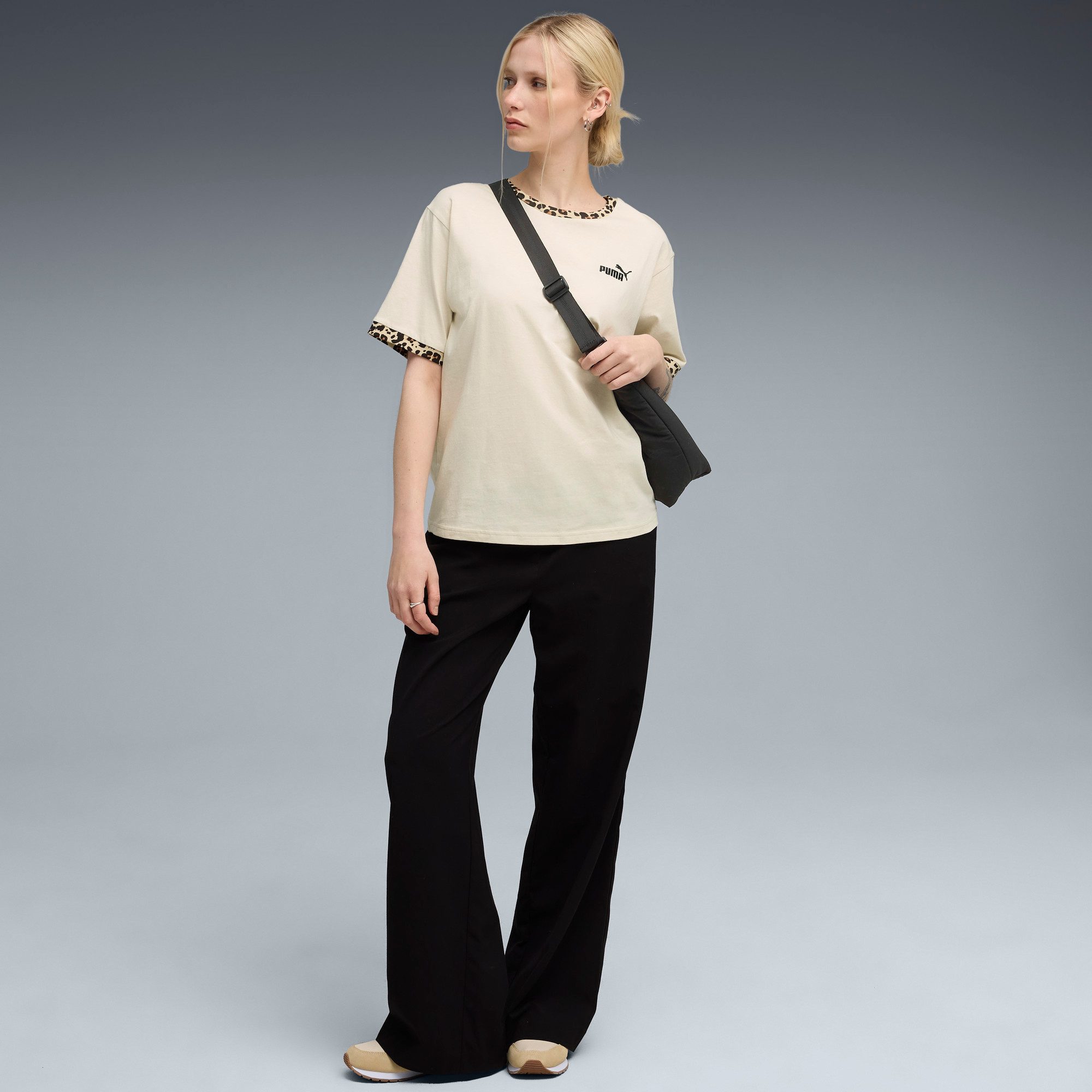 PUMA T-shirt ESS GRAPHIC ANIMAL RELAXED TEE