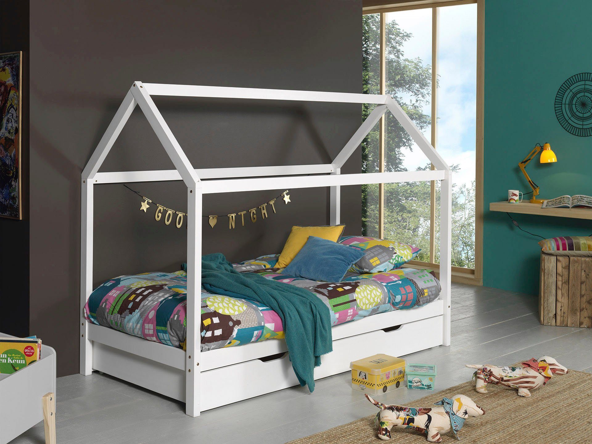 Vipack Huisbed Dallas Een bedhuis in massief hout met lattenbodem en onderbedlade