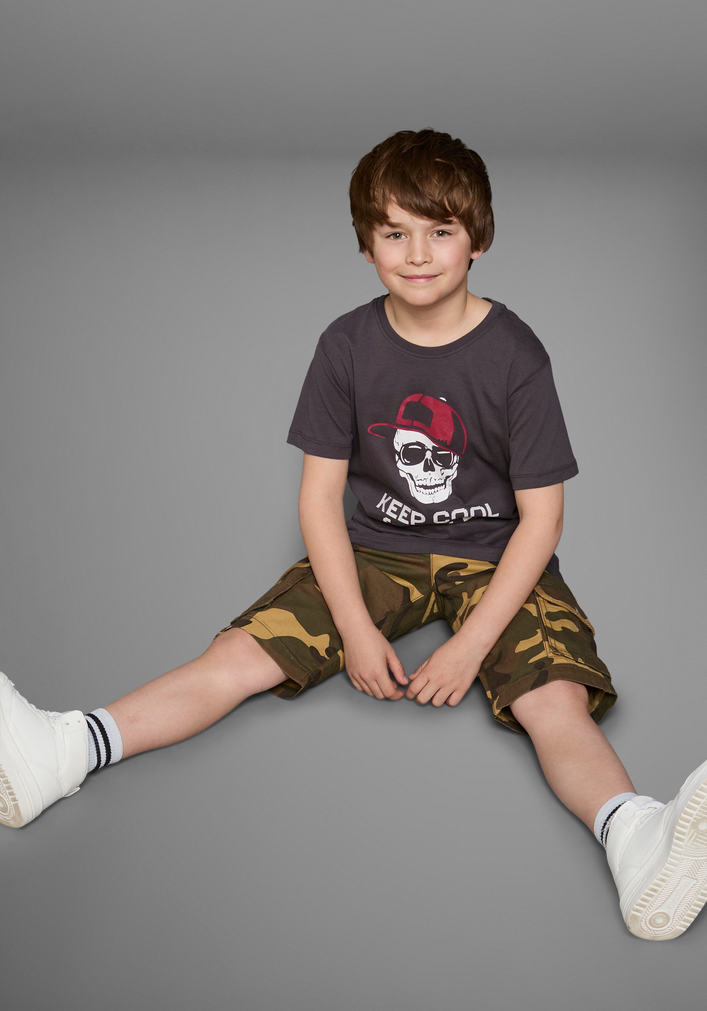 KIDSWORLD T-shirt Met spreuk-print: KEEP COOL... korte mouwen, basic gesneden, ronde hals, van katoen