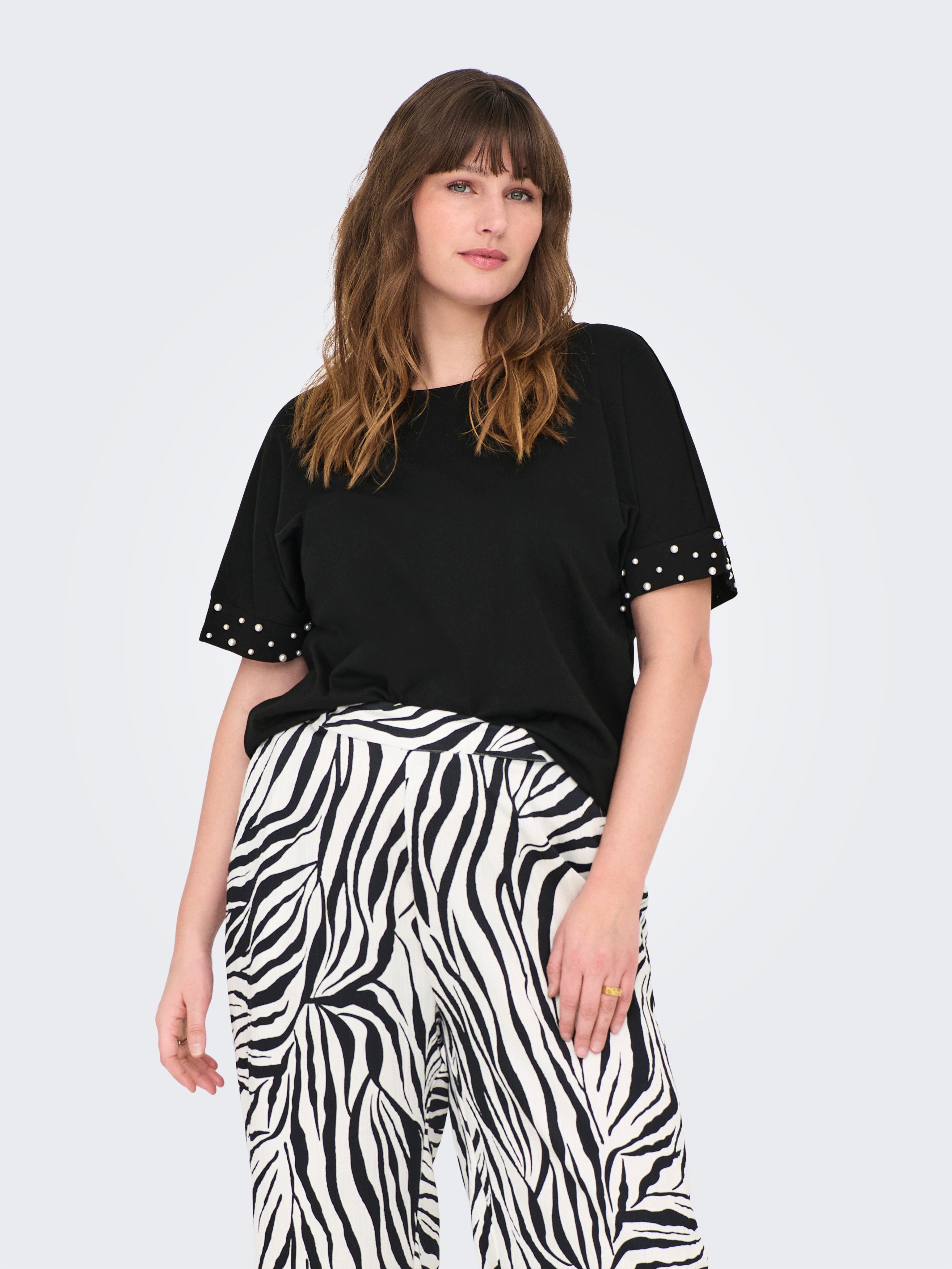 ONLY CARMAKOMA Shirt met korte mouwen CAROLIVIA S/S LOOSE O-NECK TOP JRS dames t-shirts maat M (46/48) zwart