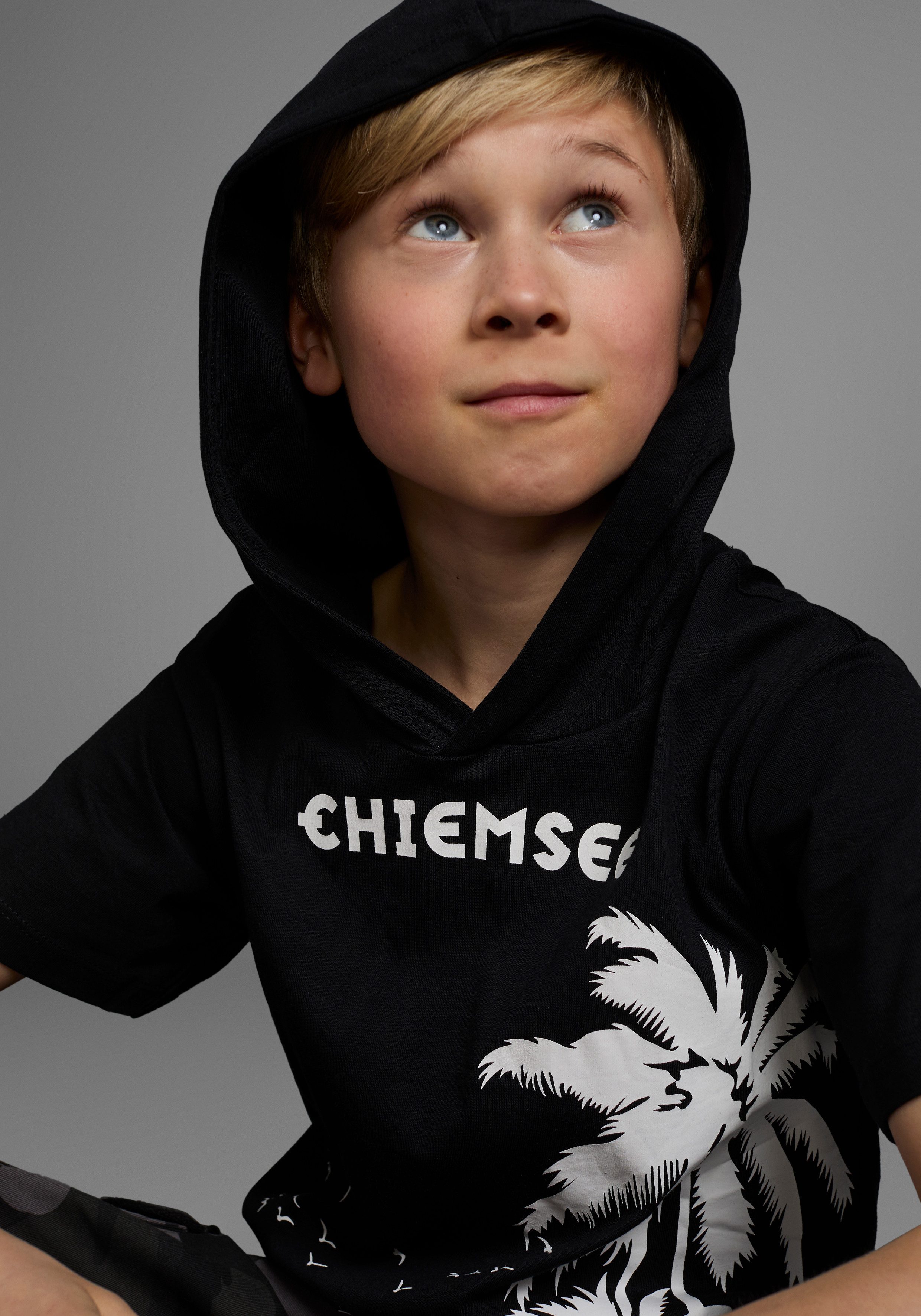 Chiemsee T-shirt Met palm print korte mouw, bedrukt, met capuchon, van katoen, van jersey-stof