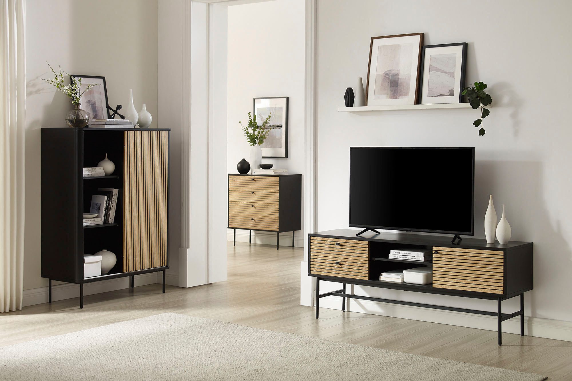 SalesFever Tv-meubel Commode met 2 kabeldoorvoeren